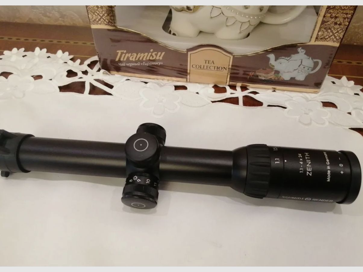 Schmidt & Bender Zenith 1.1-4x24 – wie neu!
