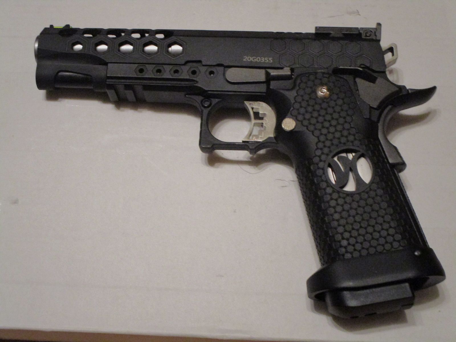 AW Custom HX2502 Hex Cut GBB