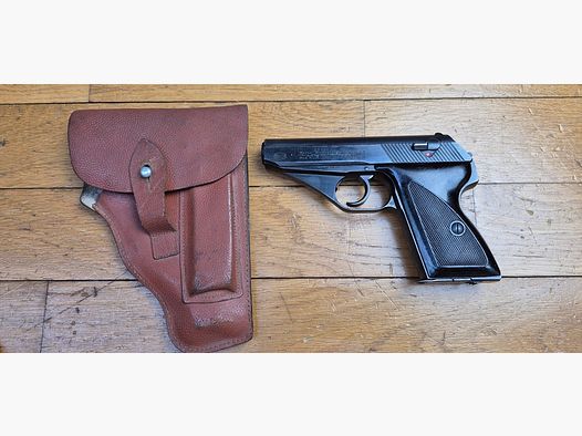 Beau Pistolet Mauser Modèle HSC – Rare fabrication Mauser sous Occupation Française – En 7,65mm et huit coups – 1945 – Au moins aussi rare étui fantaisie d&rsquo;origine – Très bel état esthétique et mécanique – TBE+/ TBE++