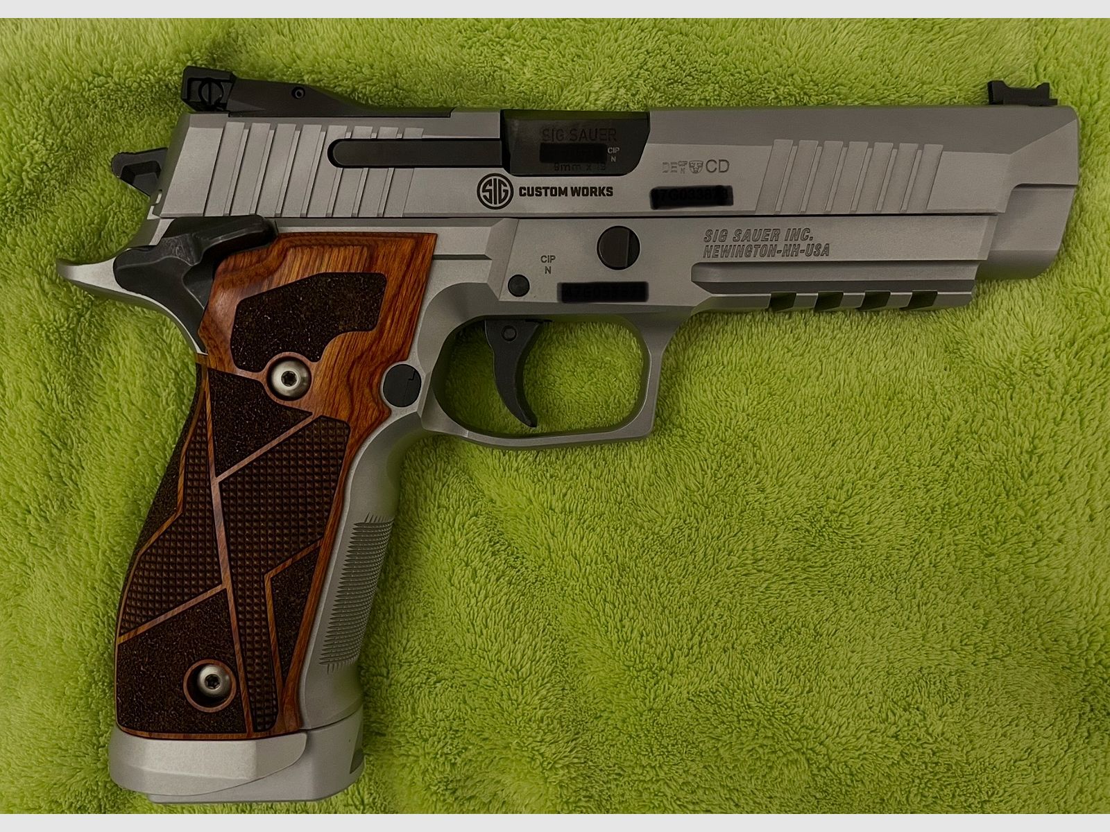 Sig Sauer P226 X5 Classic – Doskonały stan