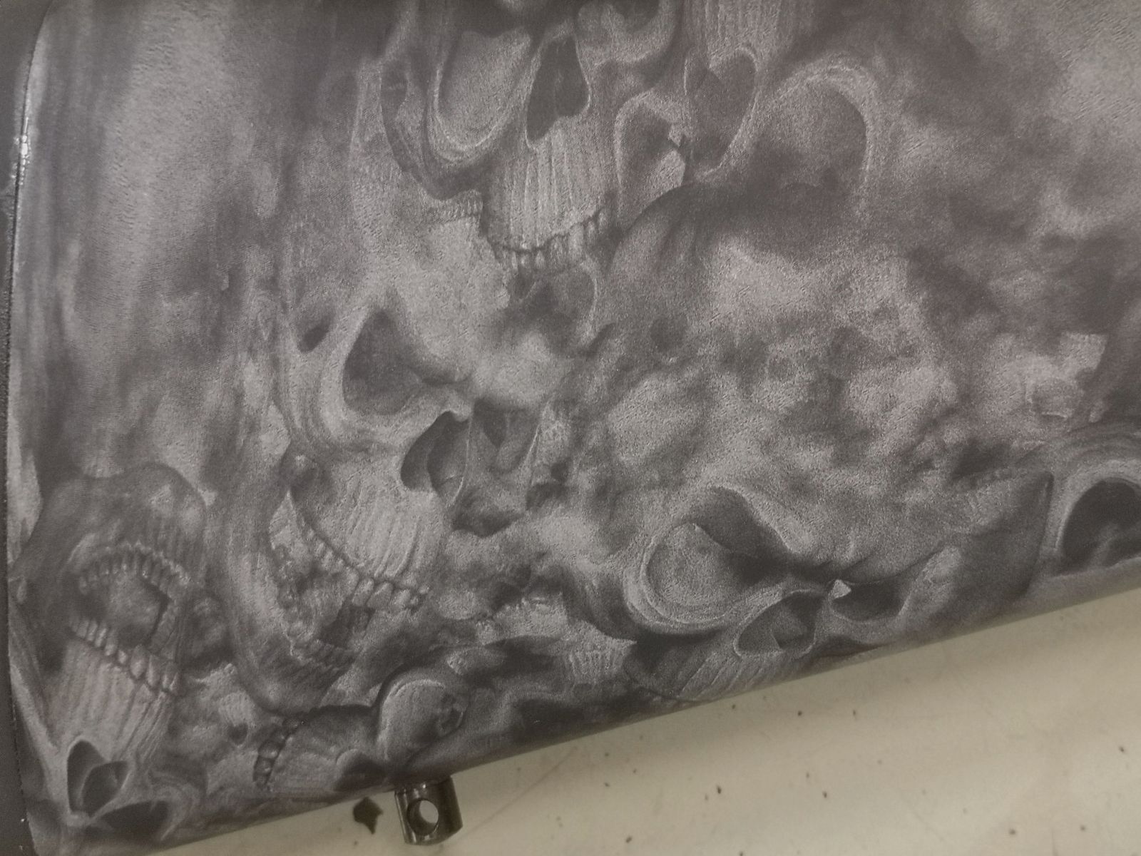 Pumpgun 12/76 Weatherby Crânes