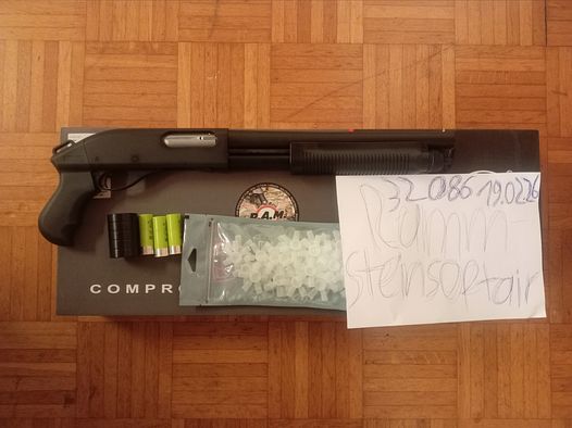 APS CAM870 Breacher MKIII con accessori