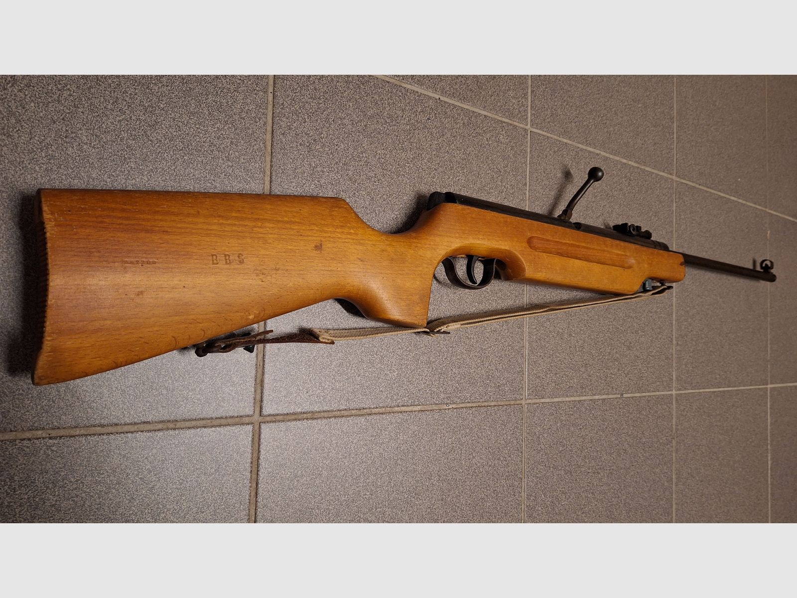 Haenel Suhl 310 DDR-Luftgewehr mit Sportschaft+8er Magazin!