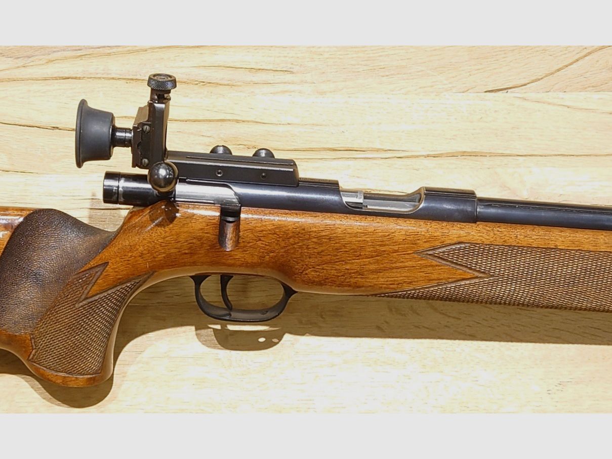 Repetitiegeweer Carl Walther Eenling Mod. Match Kal. .22lr.
