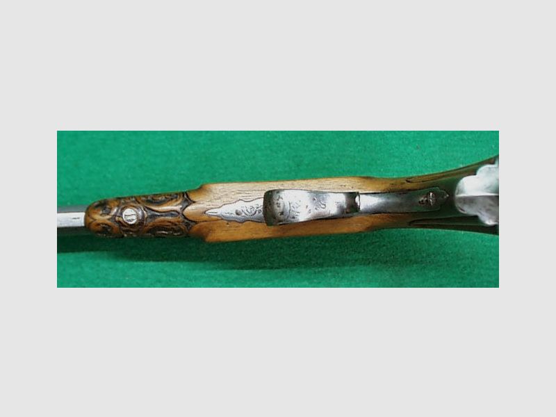 desconocido	 pistola de habitación