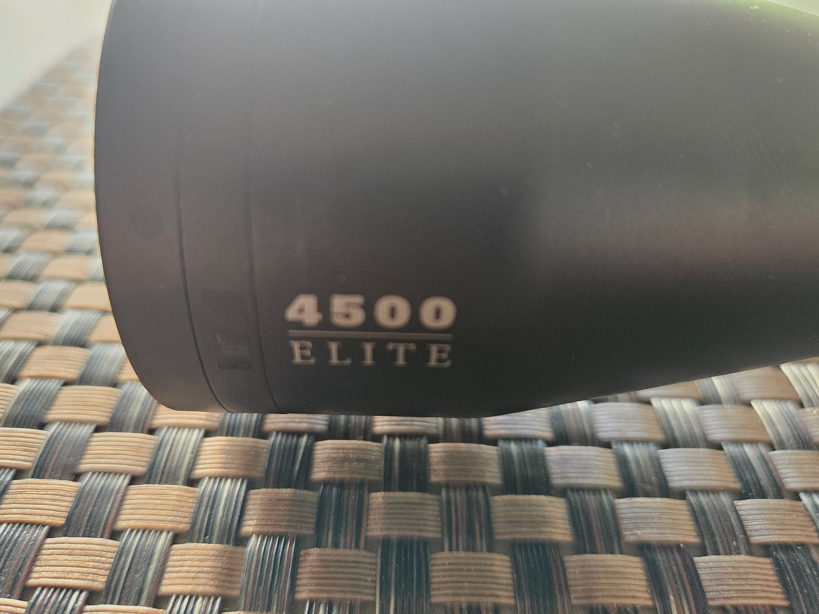 BUSHNELL ELITE 4500 6-24 x 40