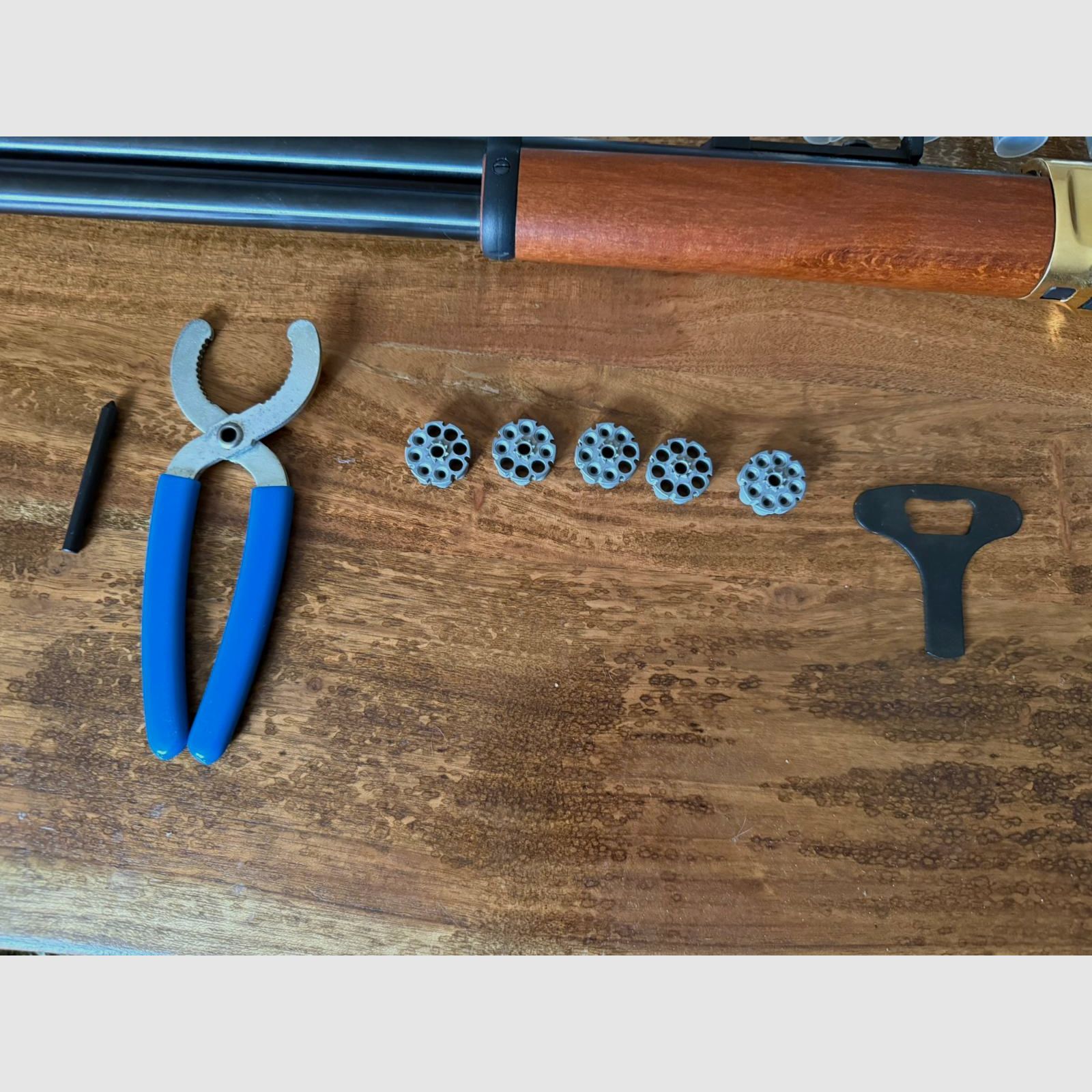 Walther Lever Action Wells Fargo long 4,5 mm Diabolo CO2-Gewehr 88 Gramm Version