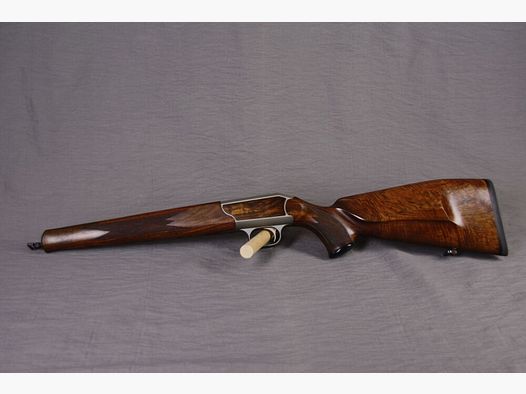 Blaser R93 / Calcio incluso sistema // Legno di lusso!