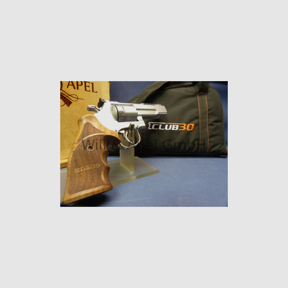 Weapons Will & Apel Club 30 RL range 4 inches