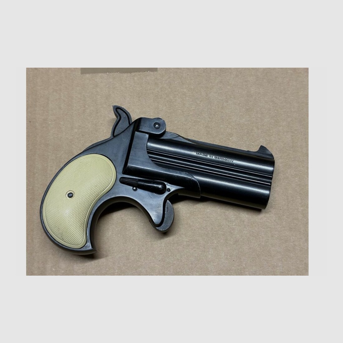 Derringer Röhm RG18 caliber 22WinMag