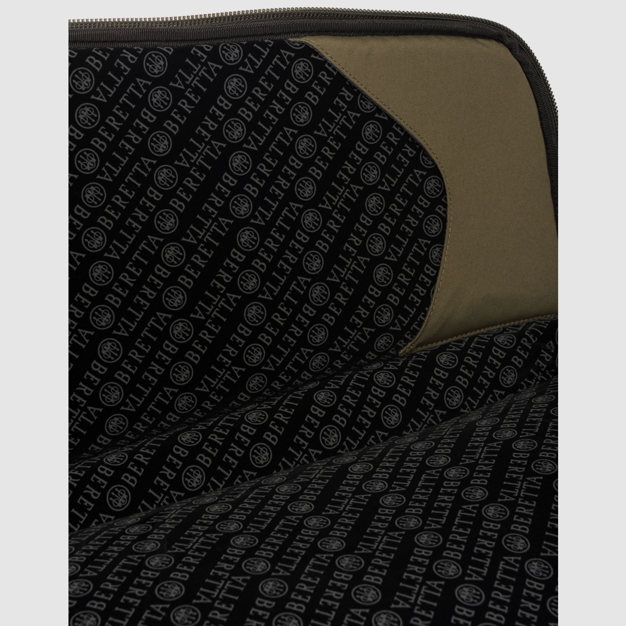 Funda de carabina Beretta resistente a rasguños y al agua Black Boar 129cm verde musgo y ébano