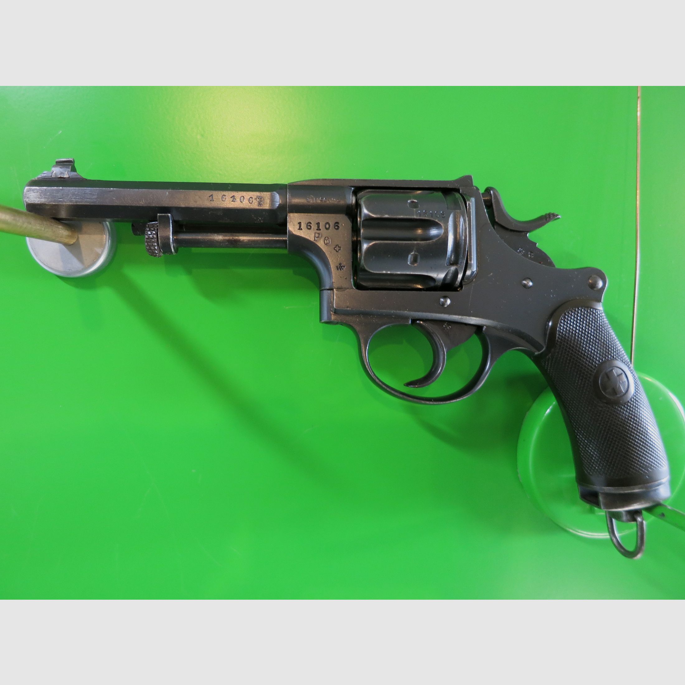 Ordnance revolver Switzerland Model 1882 (Army revolver 82), W+F Bern, Private #76-