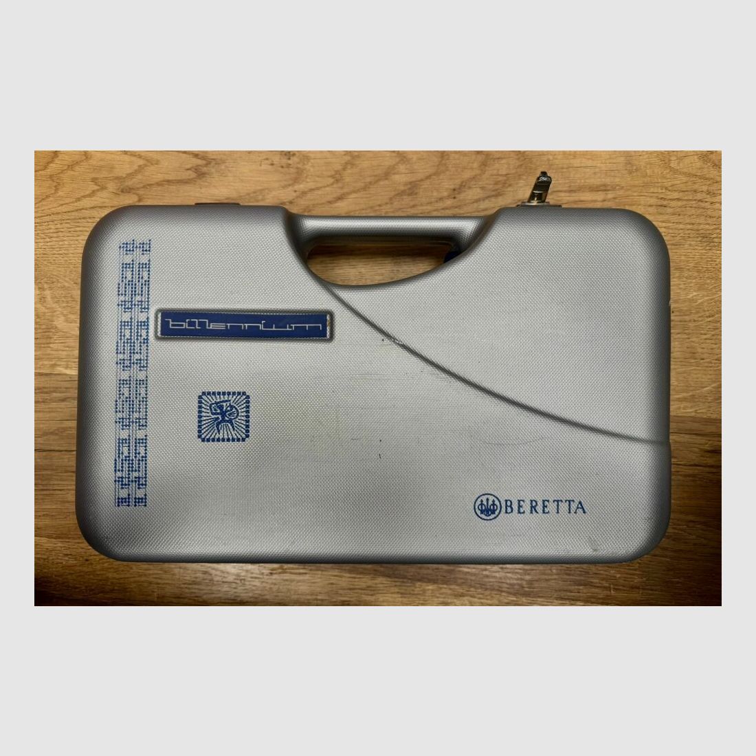 Beretta 92 Sonderedition billennium