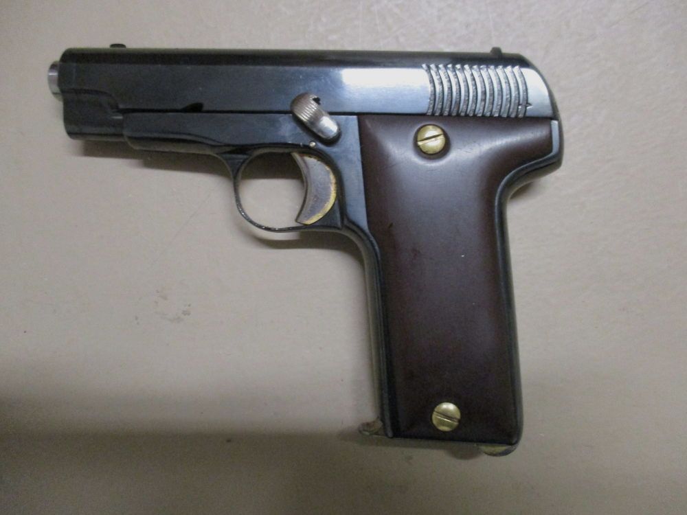 Pistolet Ruby modèle 1914 7,65 mm entièrement révisé