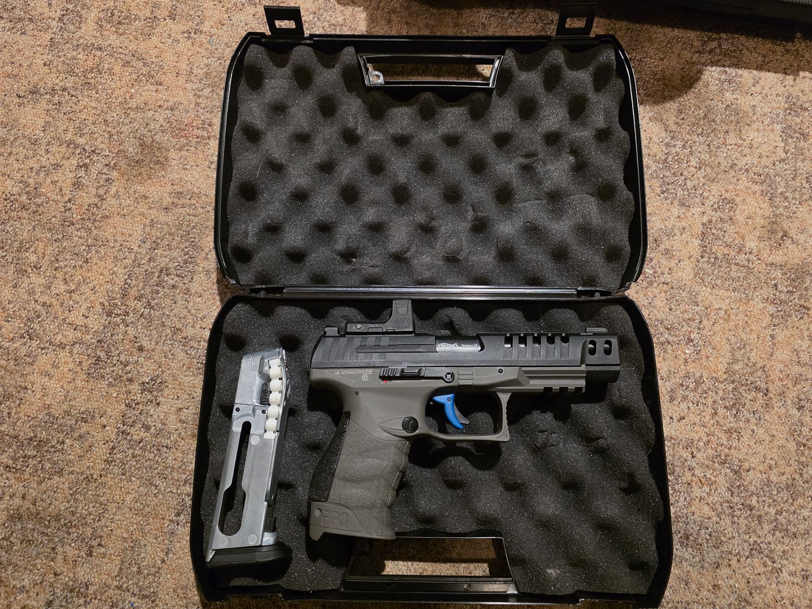 CO2 Walther Q5 Match 5-inch met Blowback en Reddot 4,5mm Diabolo