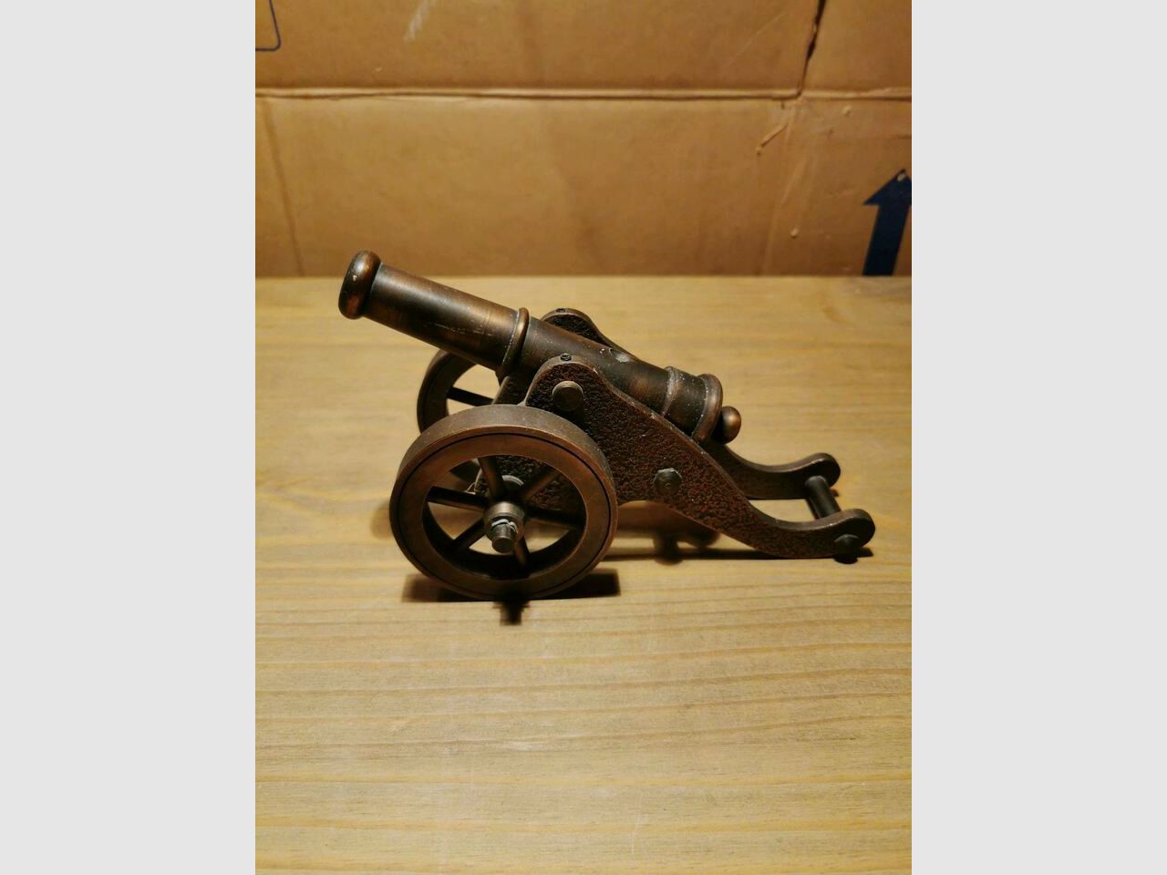 Modellkanone aus Bronze