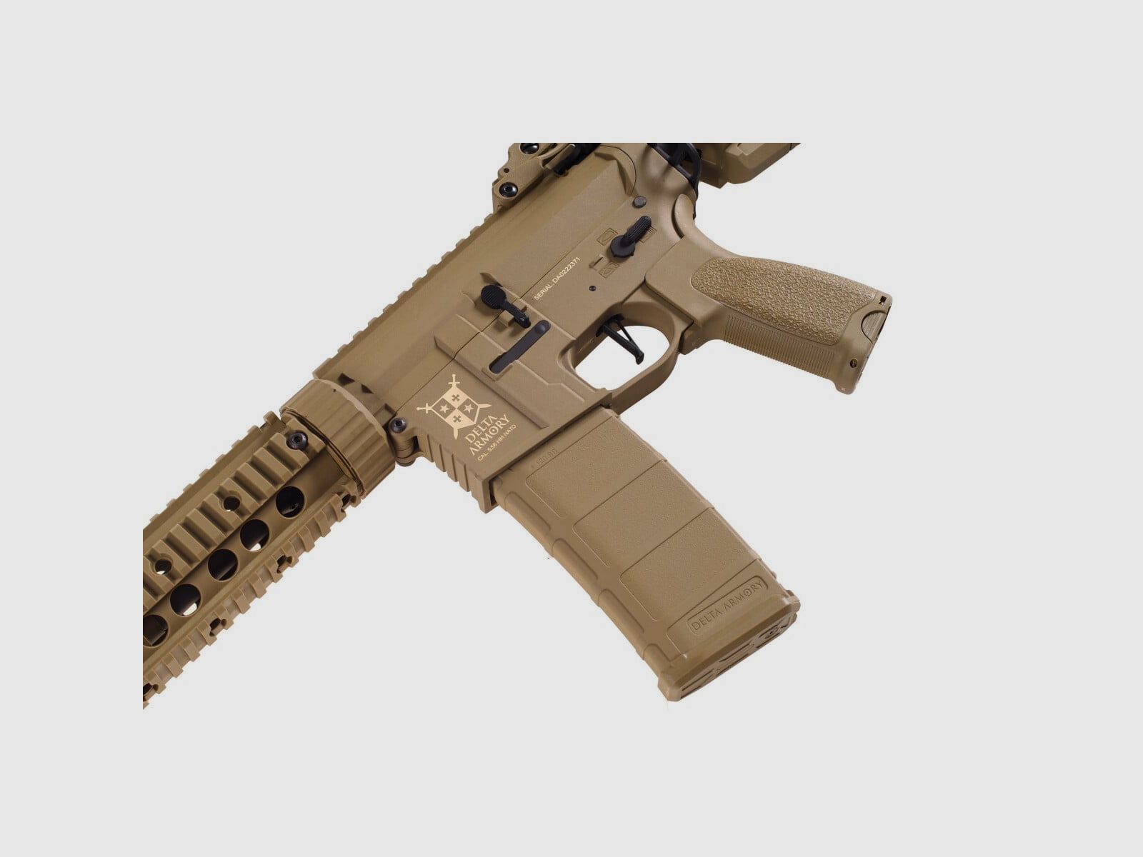 AR15 SilentOps 7 pulgadas CHARLIE Tan S-AEG Rifle Airsoft Libre a partir de 18 Años | Delta Armory