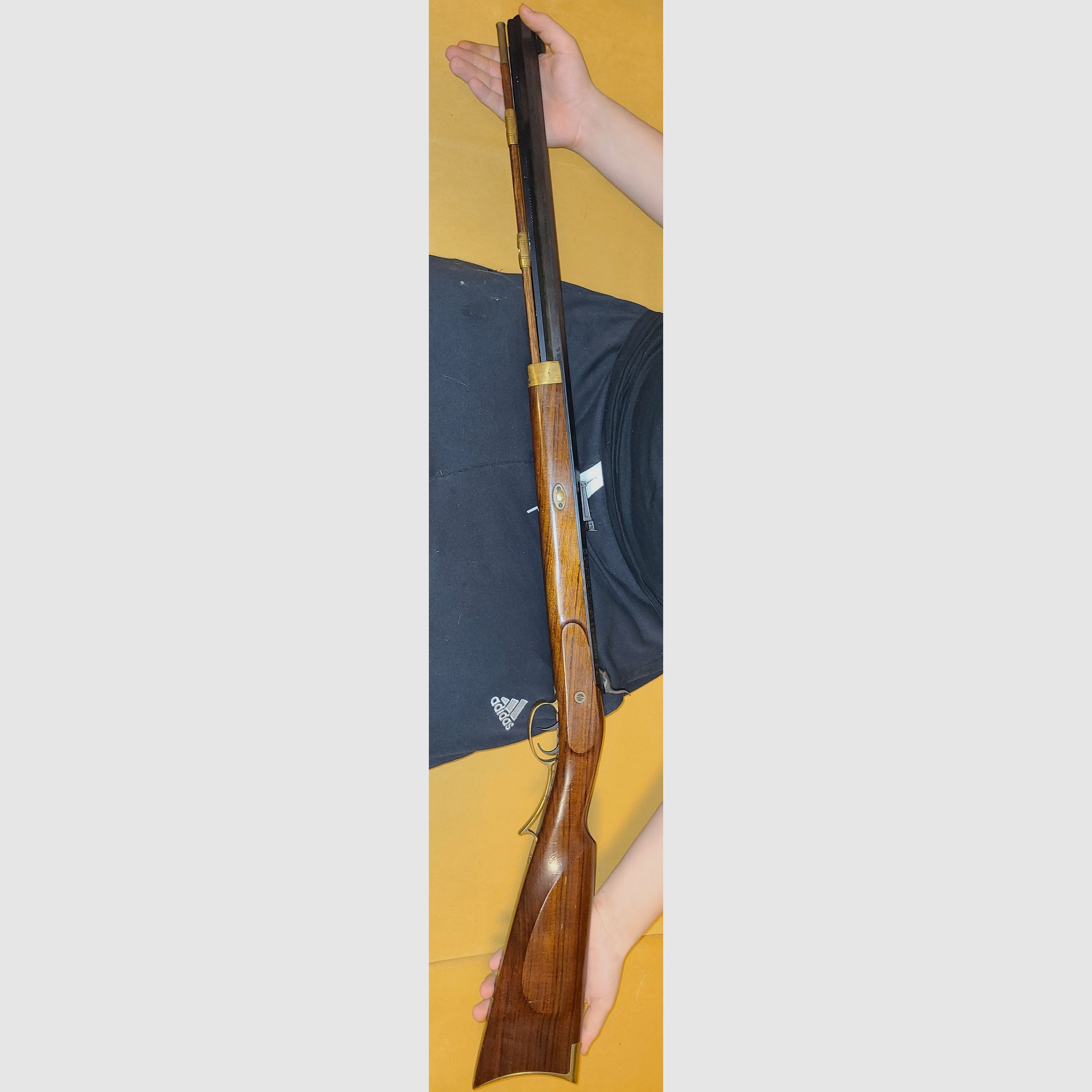 VORDERLADER BÜCHSE 383758 / kal. 45 / NUSSBRAUN / WFW / BLACK POWDER SCHWARZPULVER / HOUT SCHAFT / TOP TOESTAND  ------>! BESCHRIJVING LEZEN ! <------  