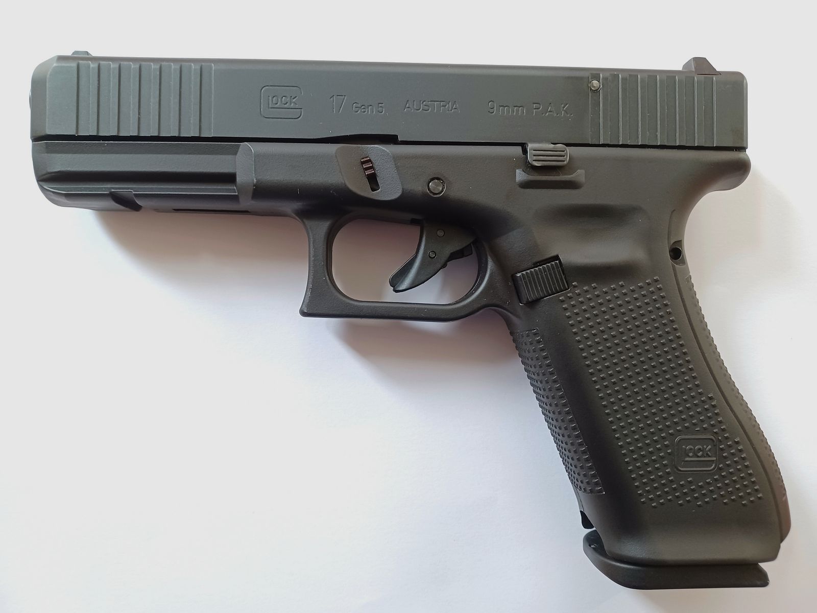 Umarex Glock 17 Gen 5 cal. 9mm P.A.K.
