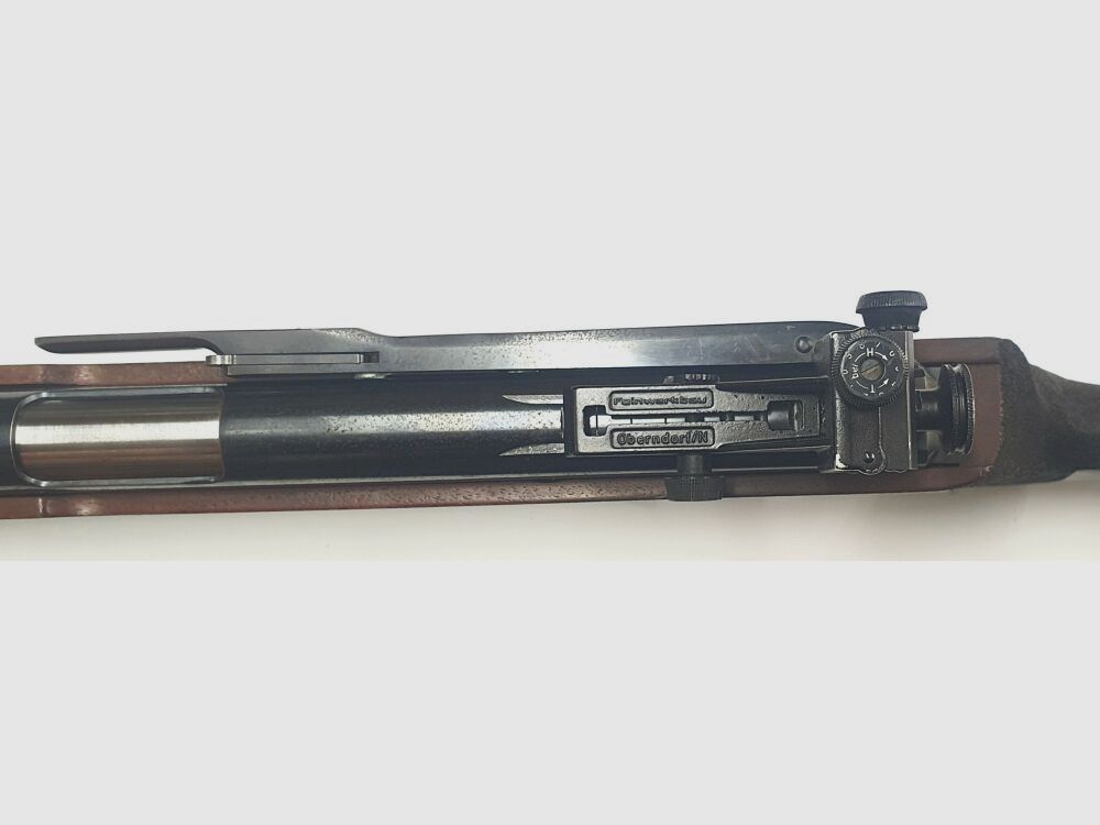 Feinwerkbau Luftgewehr Mod. 300, Kaliber 4,5 für rechts Schützen ; F im Fünfeck