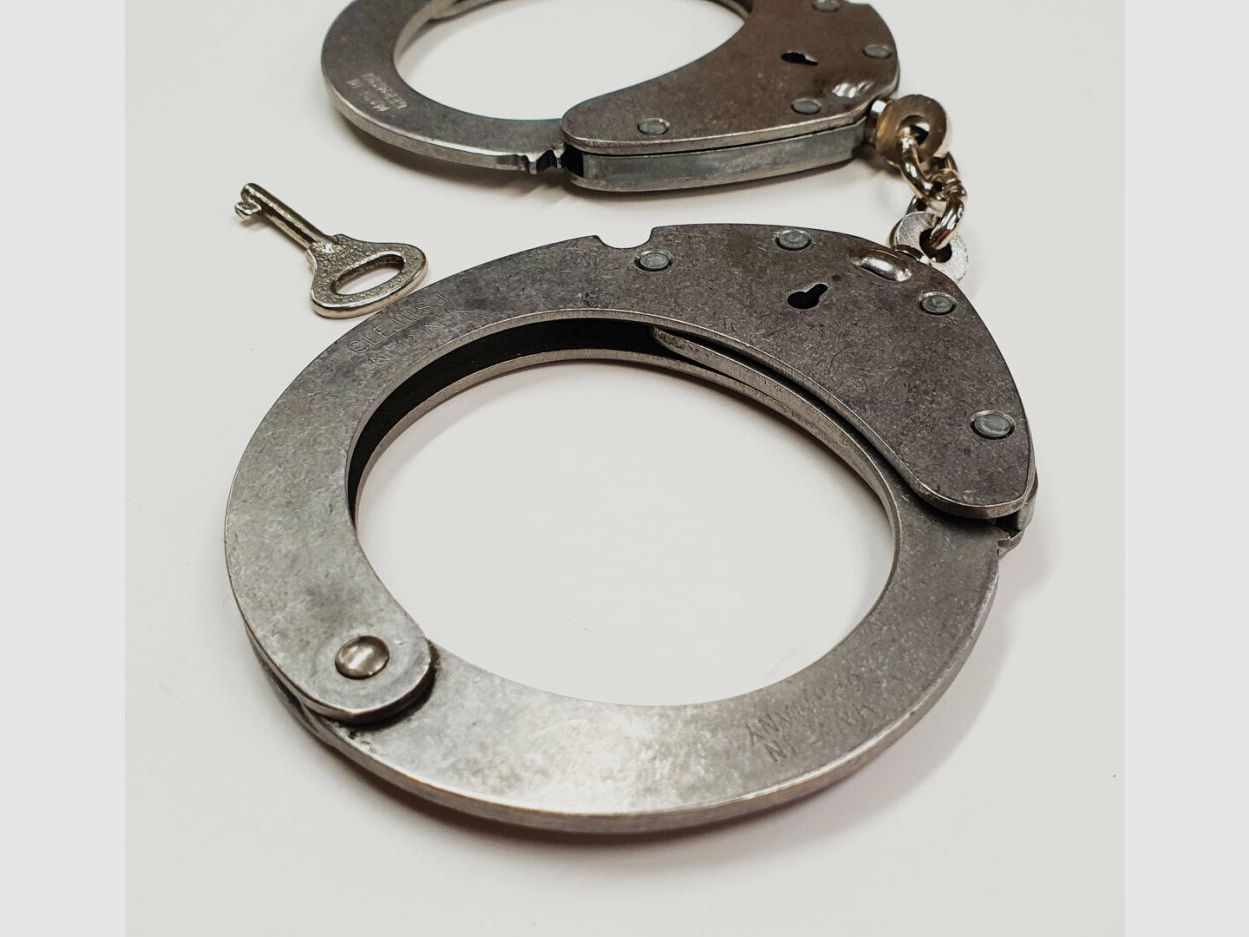 CLEJUSO Clemen & Jung e.K. Handcuff CLEJUSO No. 12 INOX, stainless steel handcuff, made in Germany, used