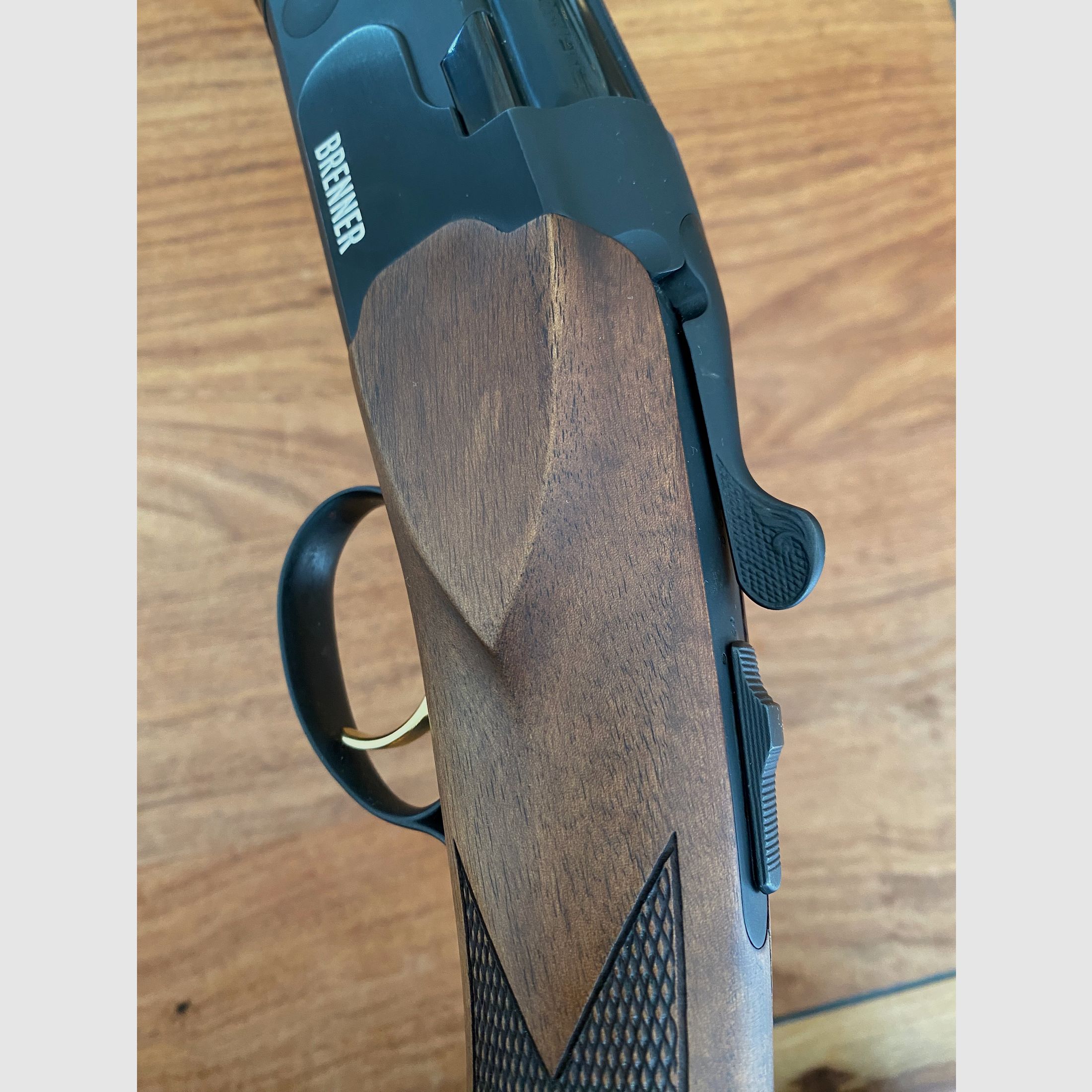 Brenner BF18 in black, 12/76, steel shot proof