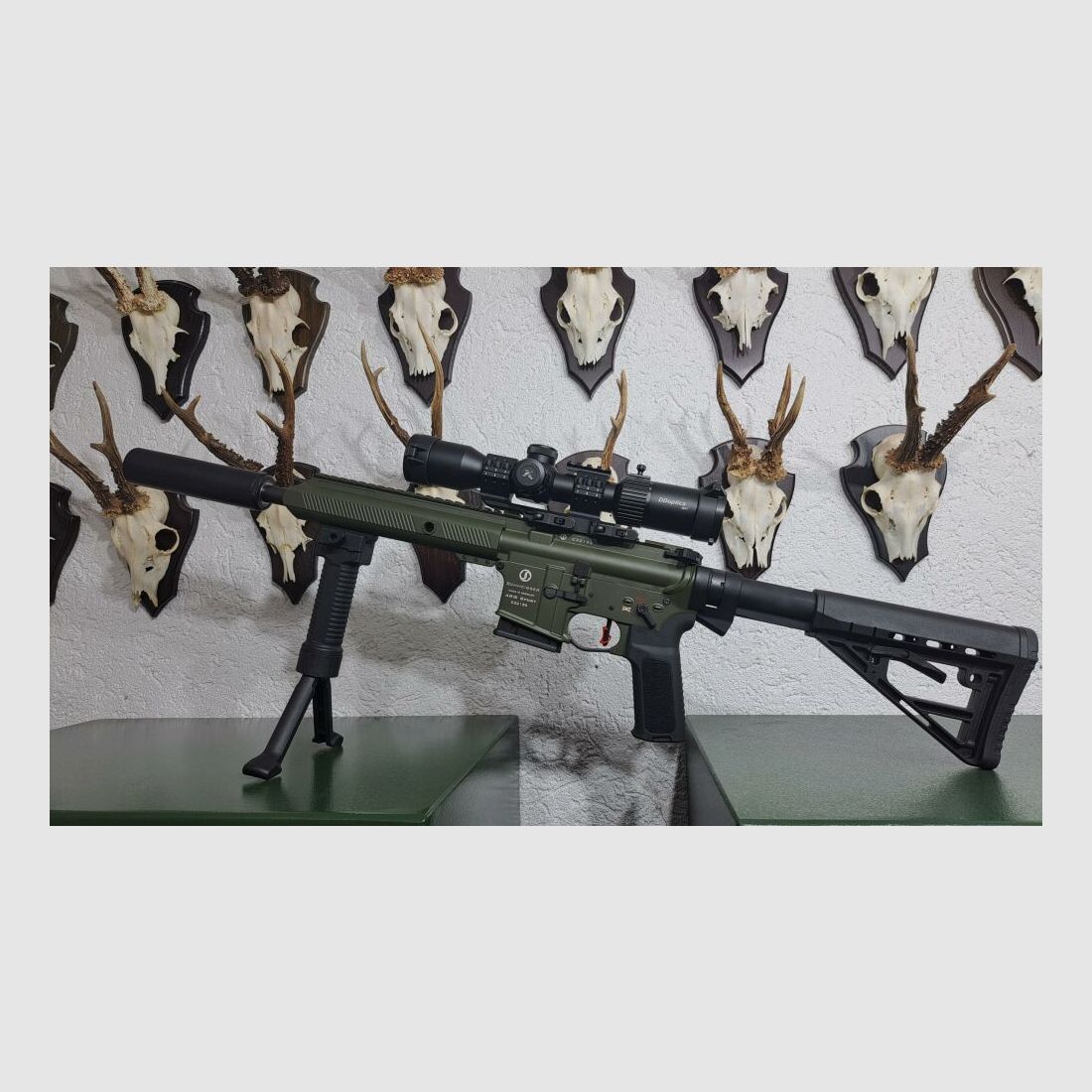 Schmeisser Schmeisser AR15-S4F Sport .223 Rem,OD Green -JAGDVERSION mit Schalldämpfer SD15 , Zielfernrohr DDOPTICS 1,5-15x40 , Hiperfire Competition-Abzug etc.