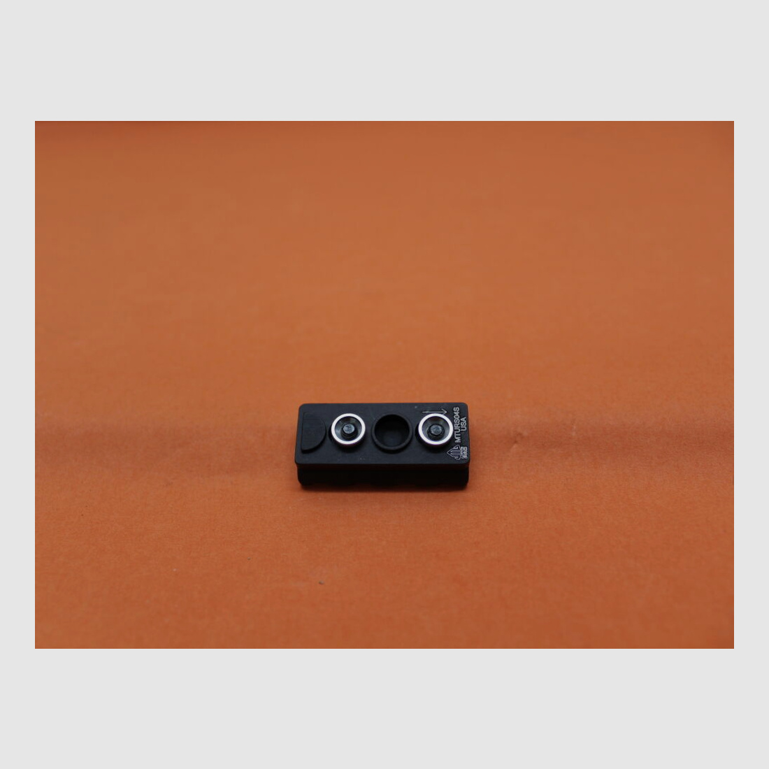 UTG - Leapers Sections de rail Picatinny compatibles KeyMod UTG (MTURS04S) Noir 4 emplacements BL=40mm/ rail Picatinny