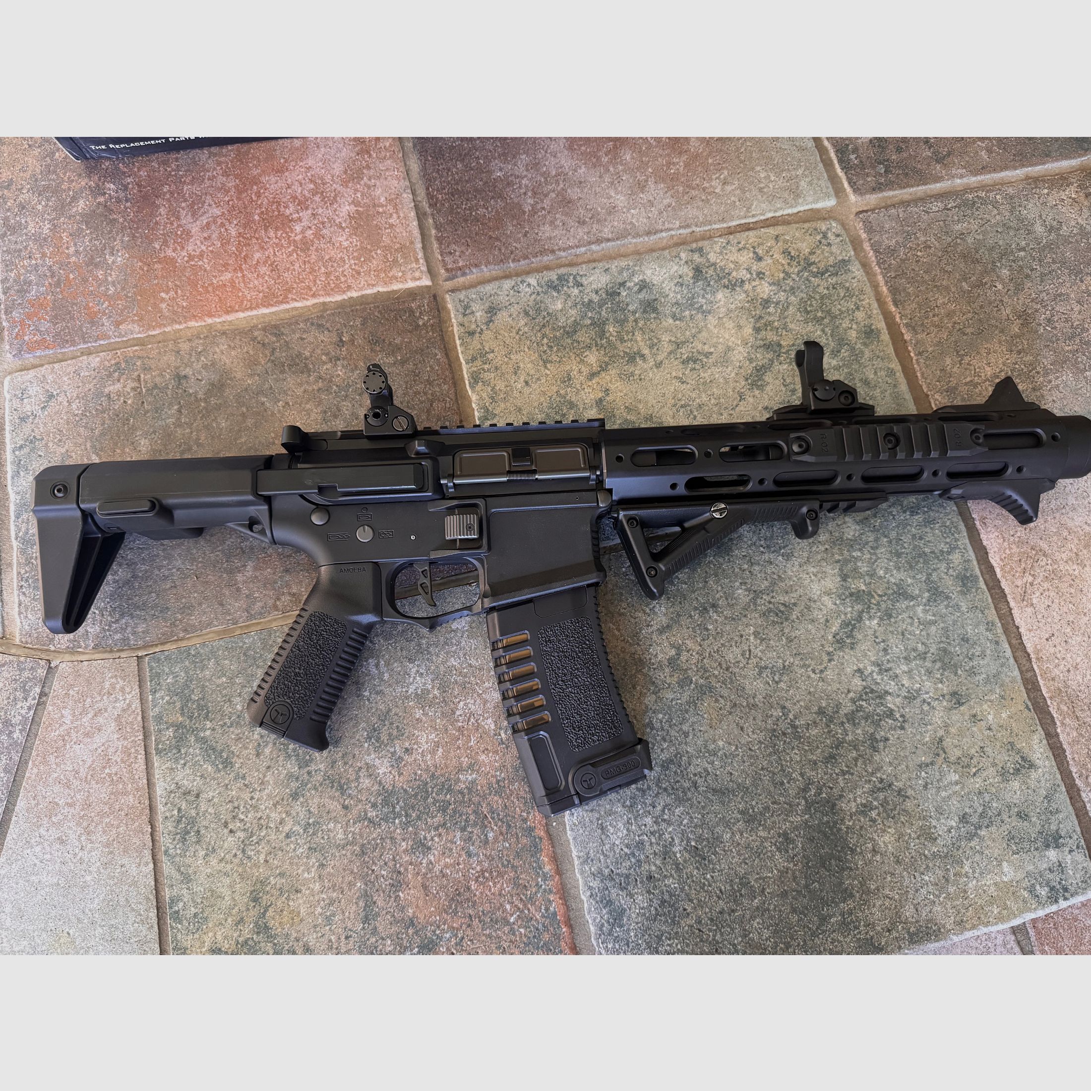 Ares Amoeba M4 AM-013 BK, Softair