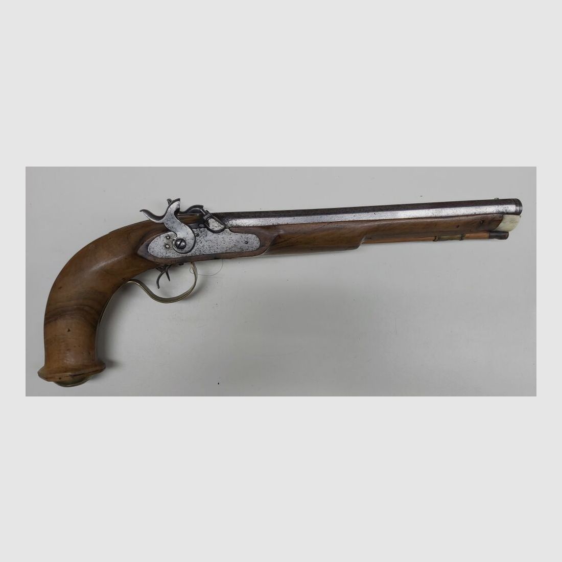F.C. Nabholt in Regensburg double-barreled percussion pistol