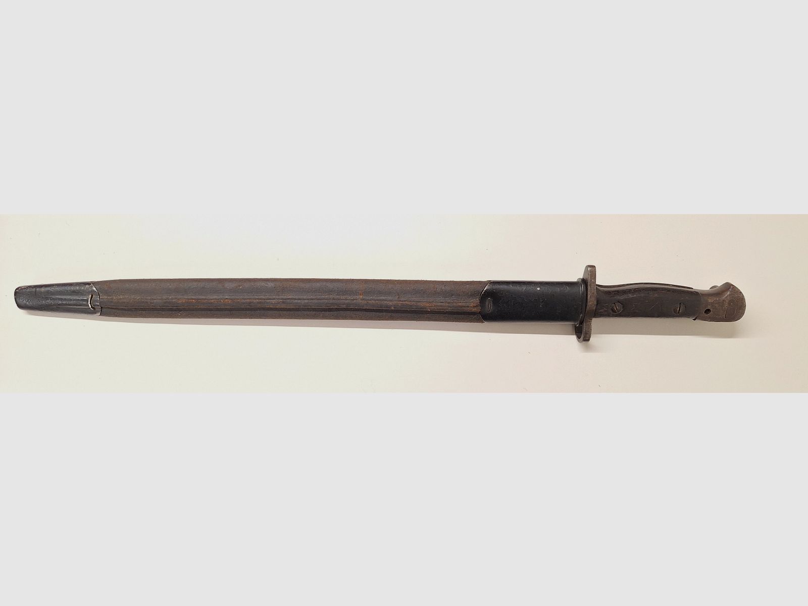 Wilkinson 1907 Pattern Bajonett Leder Scheide in Arsenalfett Seitengewehr