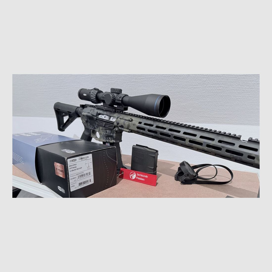 Savage Arms MSR10 Hunter Midnight Camo z Meopta