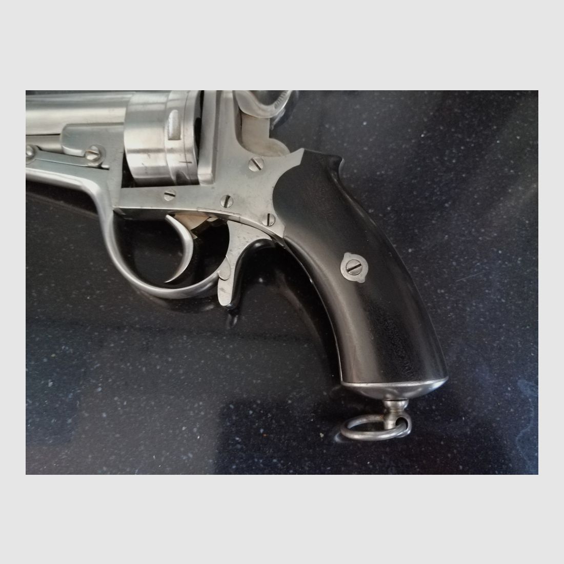 Seltener Revolver mit Galand-System – selten im Kaliber 9mm – 6 Schuss – nahezu regulär für den Konflikt von 1870/1871 – geniales kollektives Extractorsystem – Hervorragend, Bild 5 von 21