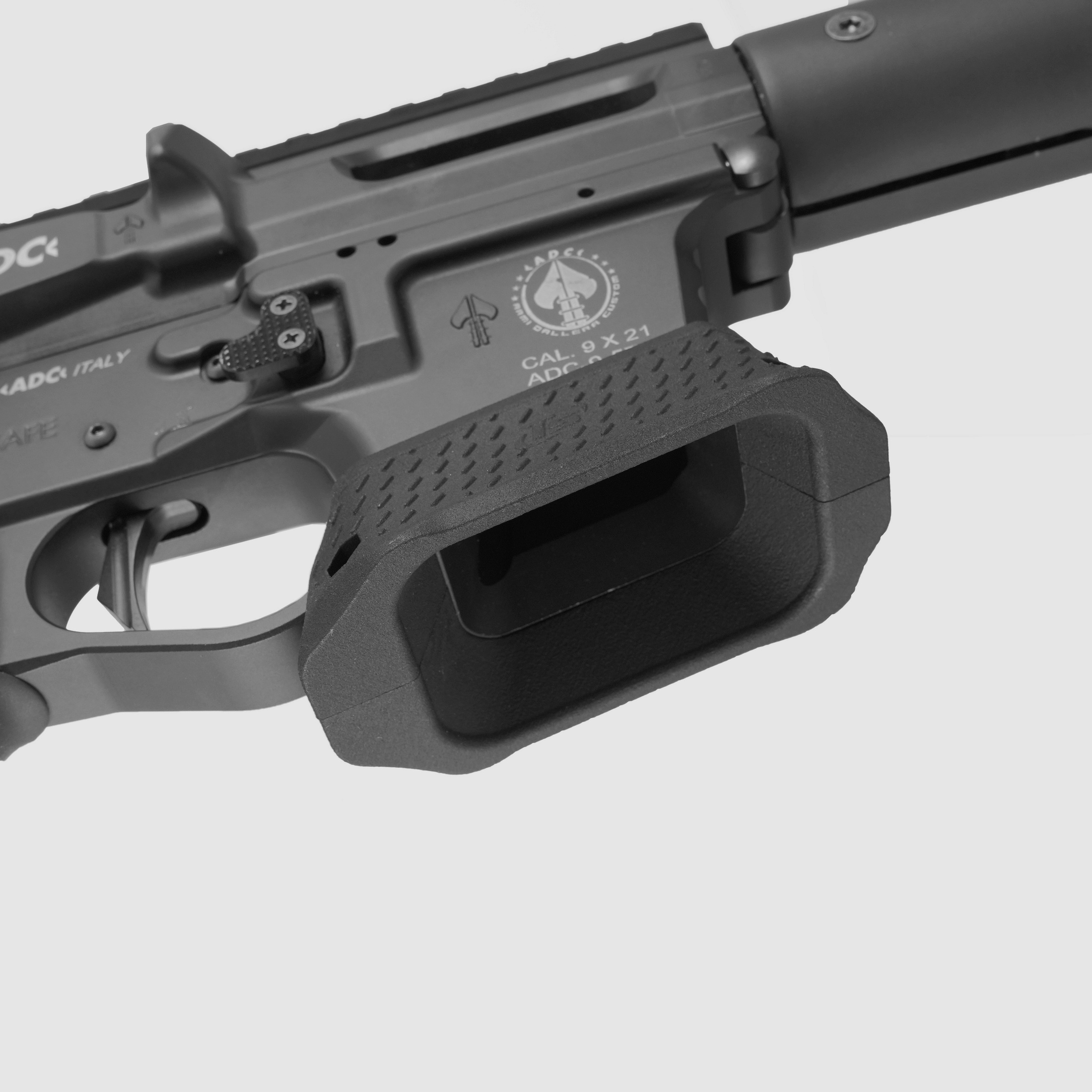 Magwell voor AR9 gen.3 - TONI SYSTEM/Magwell for AR9 gen.3 - TONI SYSTEM * ITEM CODE PYMADCG3-BK