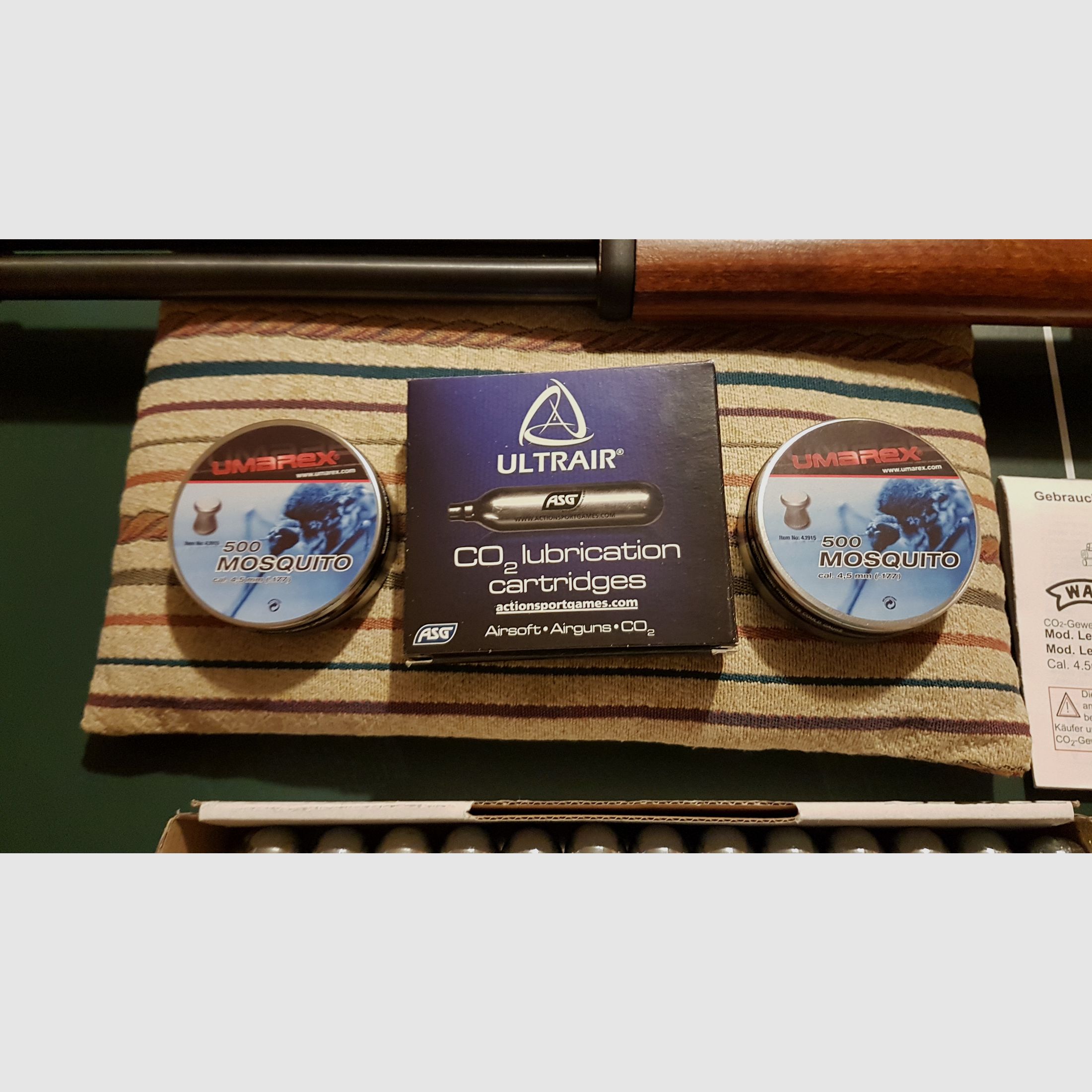 Sprzedam Walther Lever Action Wells Fargo długość 4,5 mm