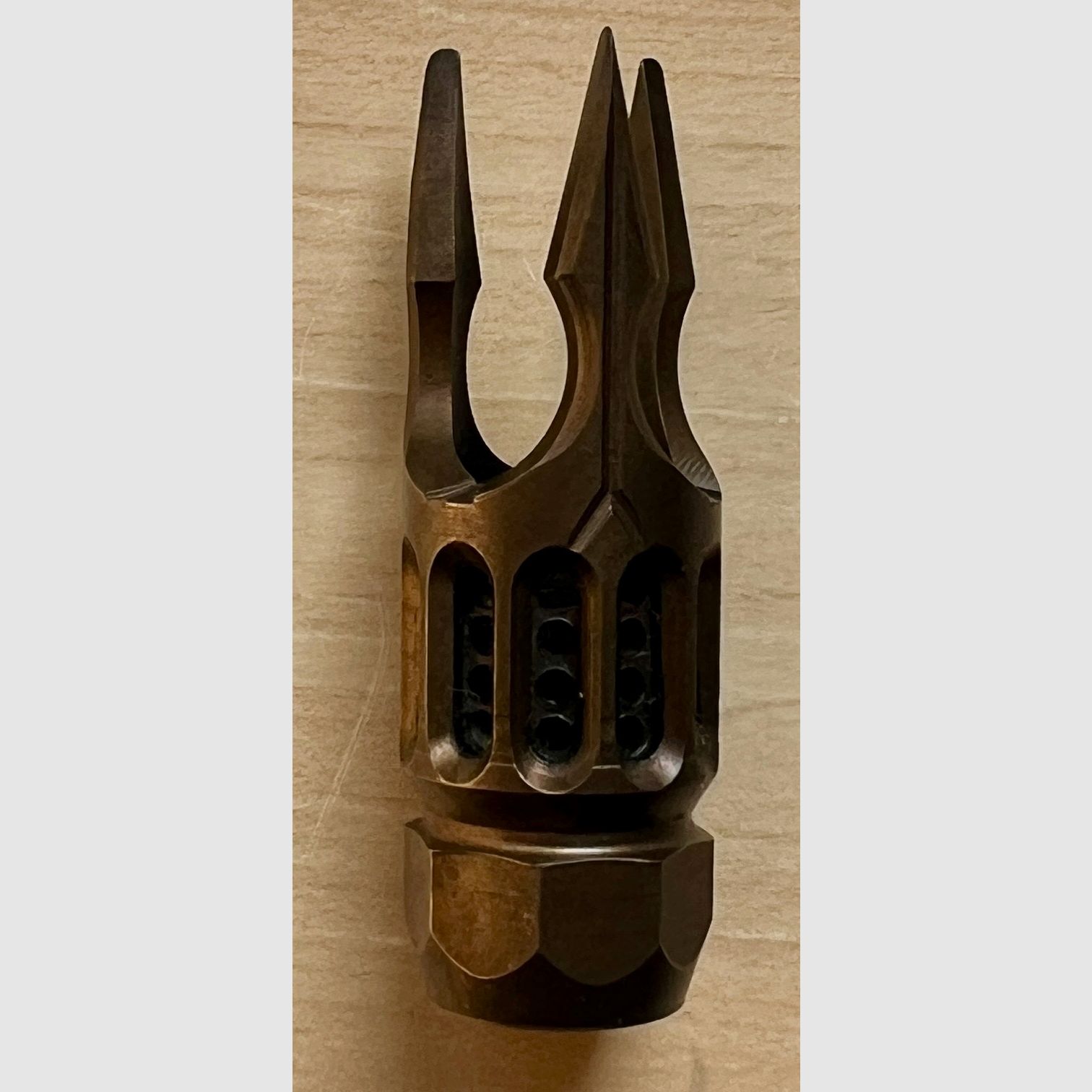 Compensador Dreispitz exclusivo — AR15 / .223 / 5.56 / 1/2x28 UNF