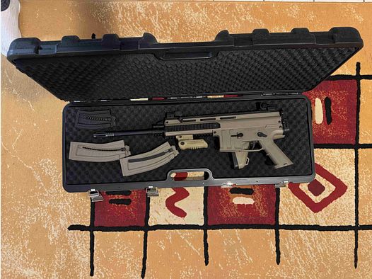 Zelfladende geweer, ISSC MK22 woestijn standaard MFD, .22lr.