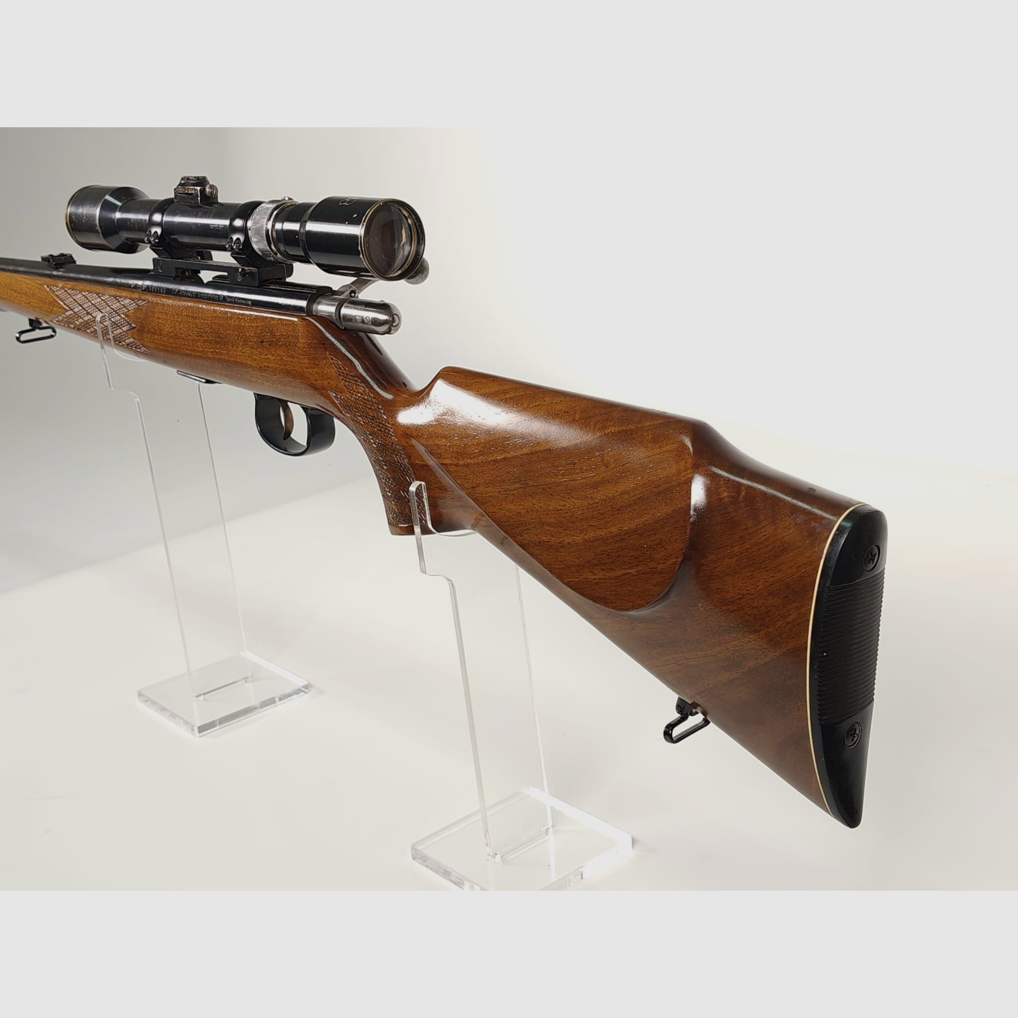 Anschütz 1415/16 rifle de repetición de calibre .22lr