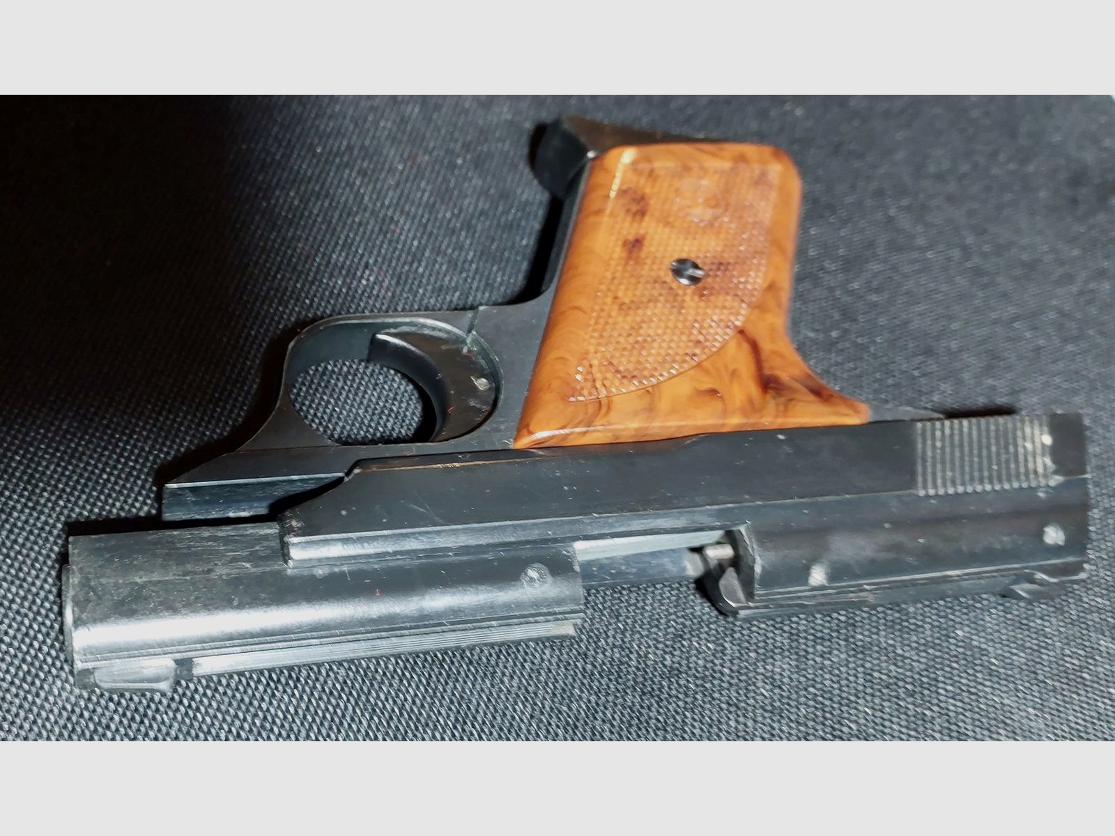 Röhm RG8 (RG 8) Pistolet à blanc Cal. 8mm OVP (PTB 154) RARE !