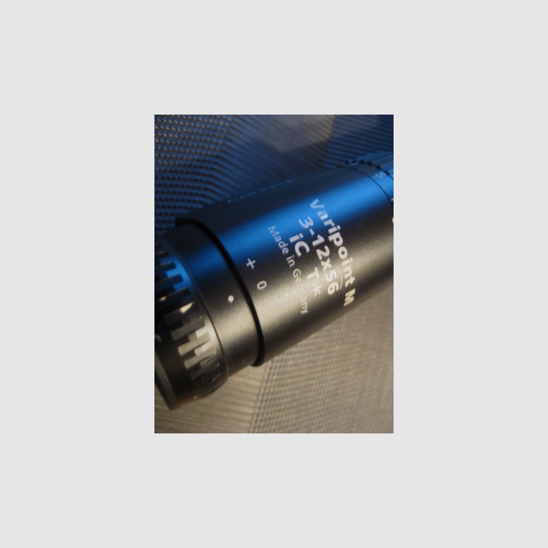 ZEISS-Klassiker !! DAS ZEISS Victory Varipoint M 3-12x56 iC T* mit Absehen-60 und inkl. org. Blaser-Sattelmontage im TOP-ZUSTAND !! KEIN Swarovski-Schmidt&Bender-Kahles-Leica-Sauer usw. !