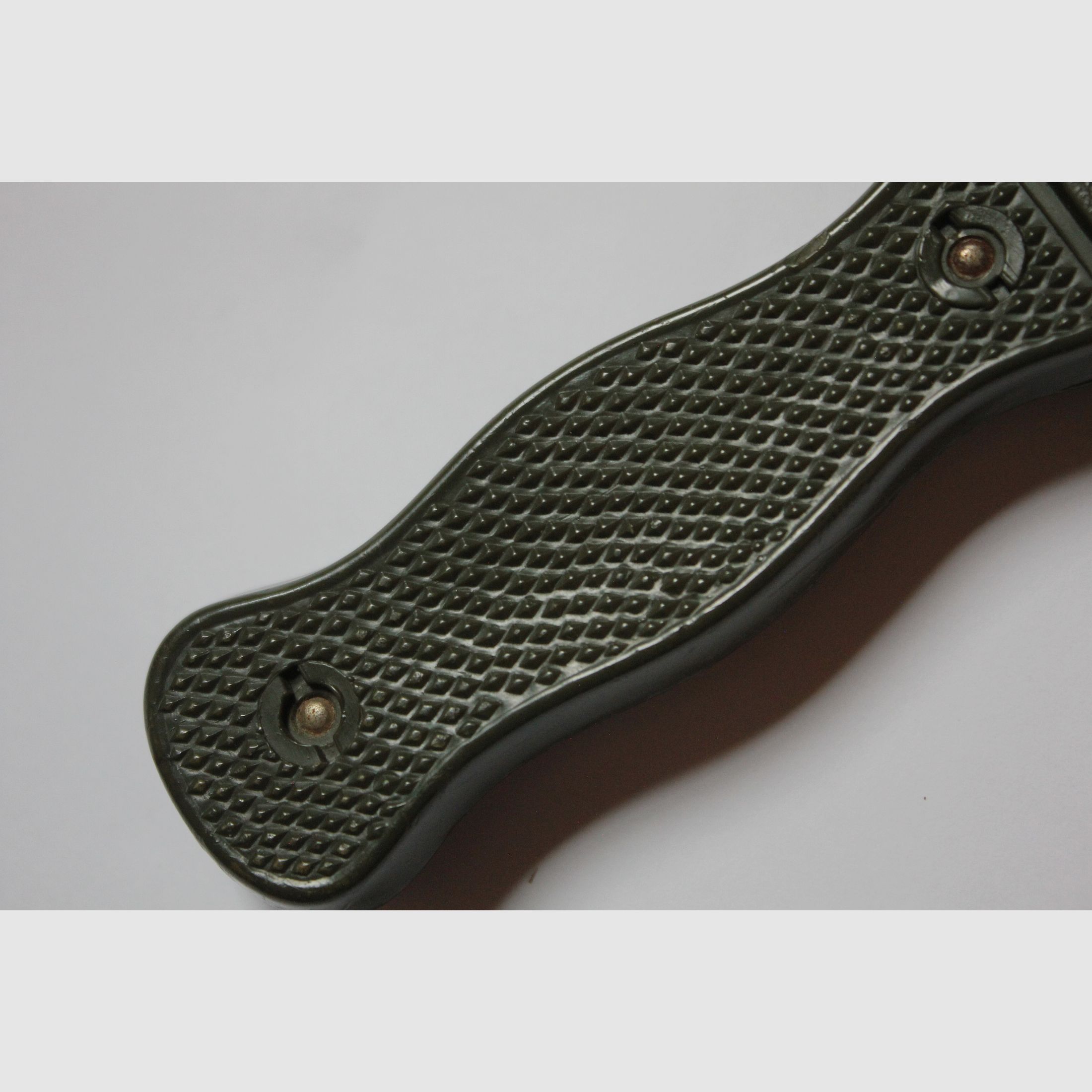 Couteau de randonnée original de Hubertus Solingen de la guerre froide, modèle de couteau de combat de la Bundeswehr et visuellement inspiré du couteau de randonnée HJ