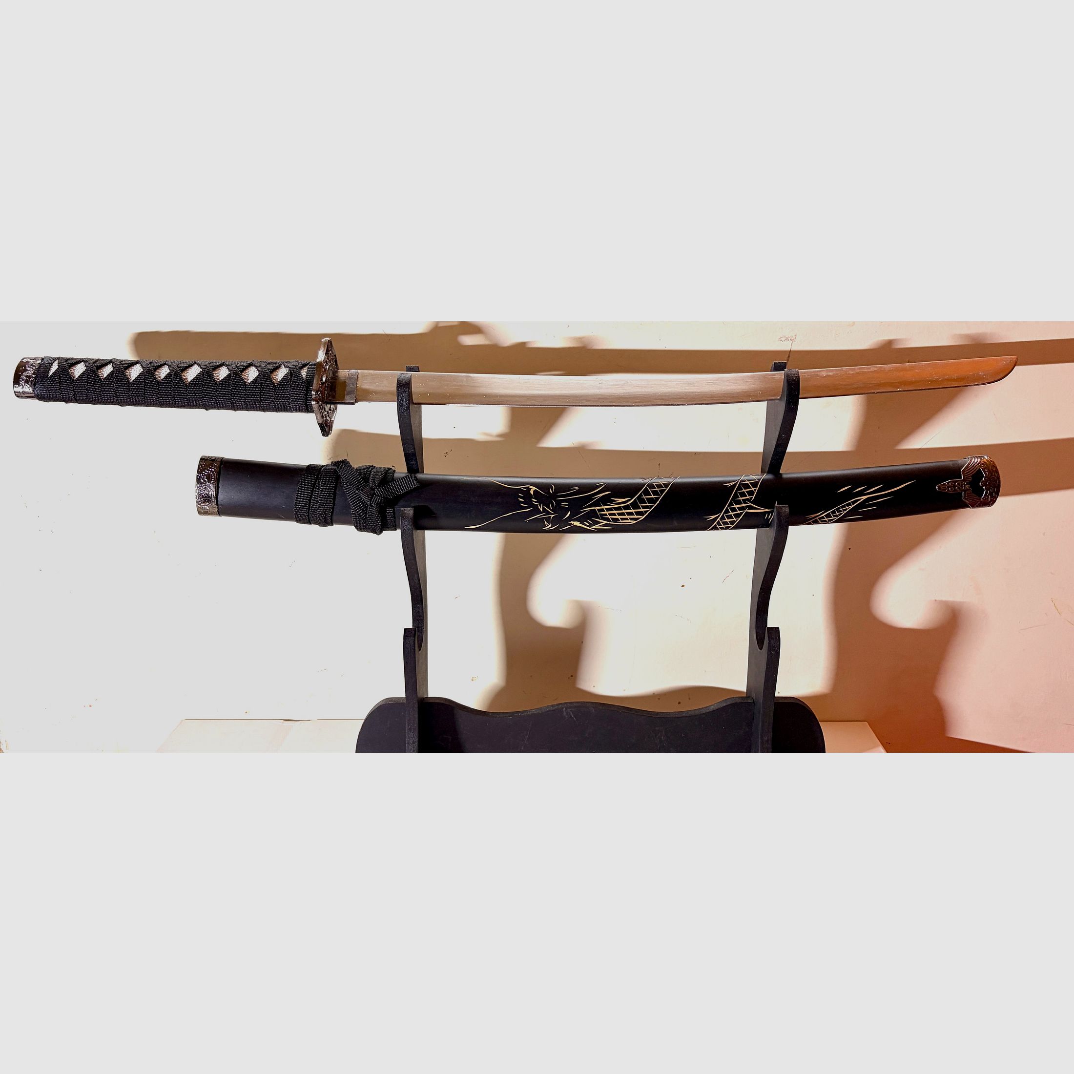 Samurai Schwerter Set Marui – 3-teiliges Katana Daisho Set mit Drachengravur & Ständer