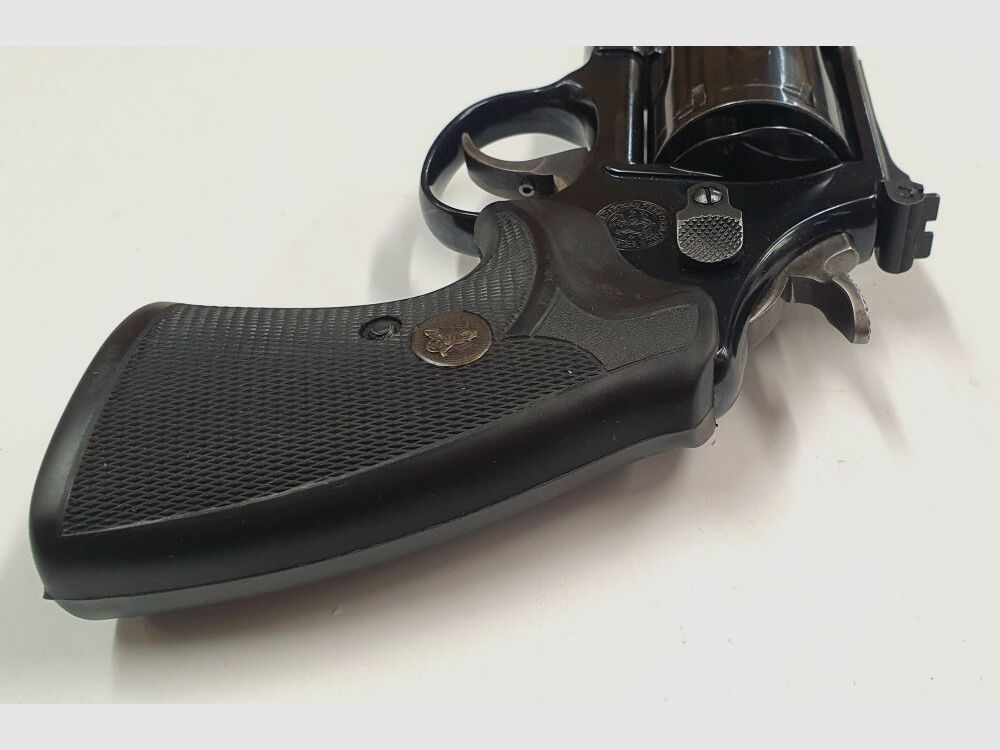 Smith & Wesson Smith & Wesson 25-11