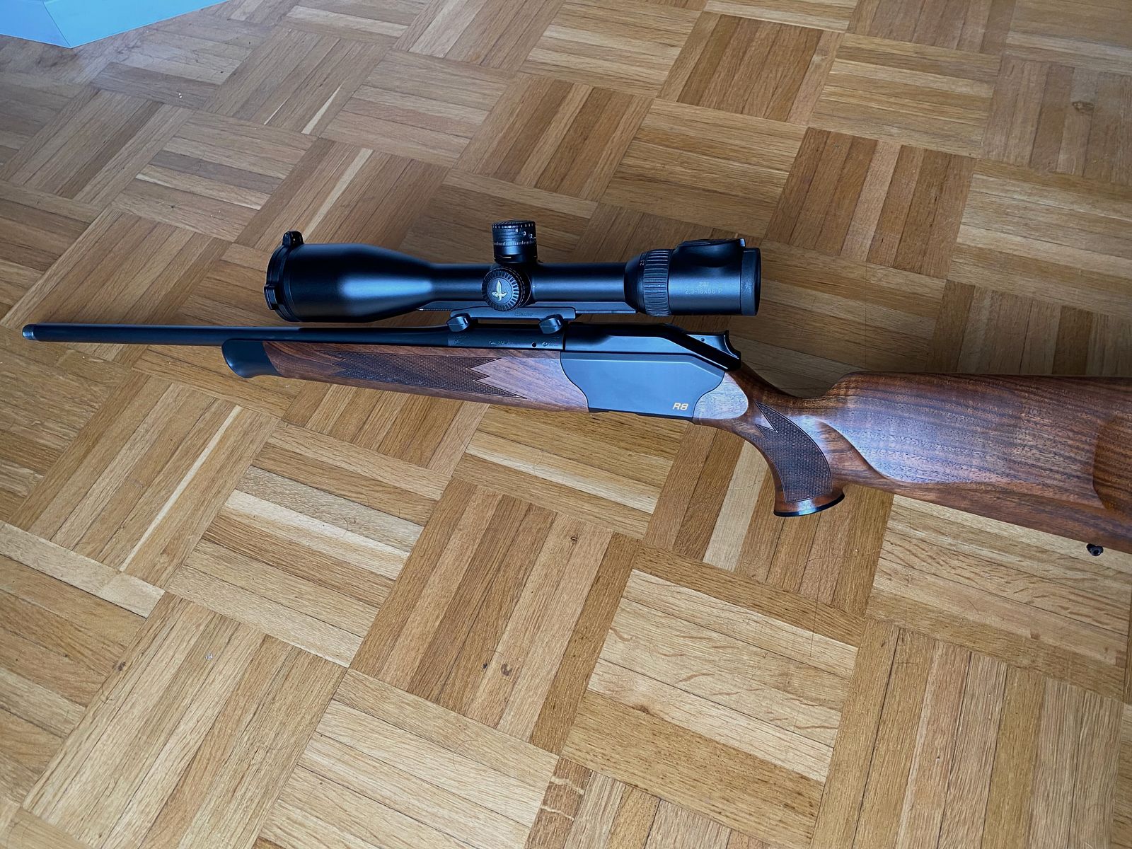 Blaser R8 Holzschaft