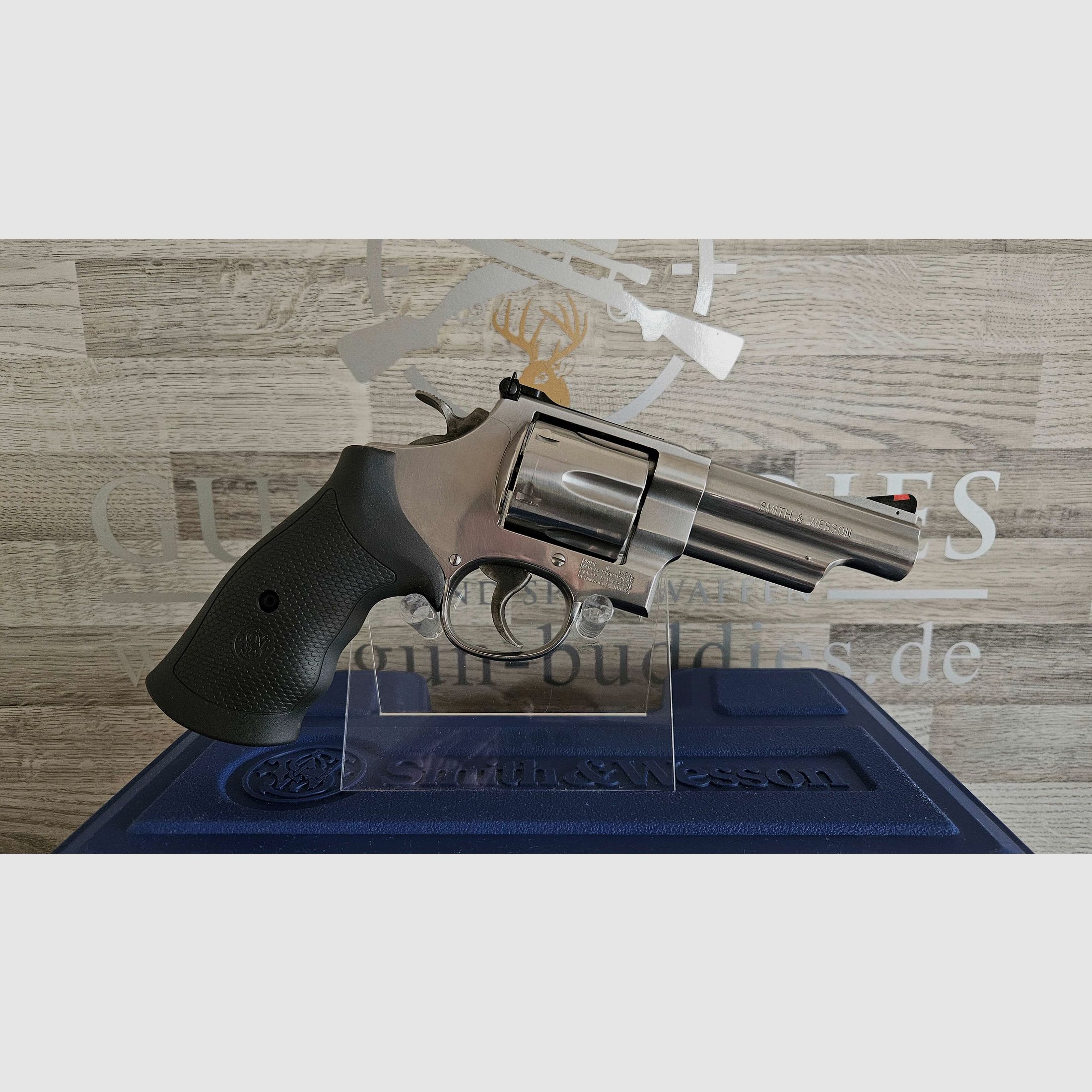 Revolver Smith&Wesson 629-6 Longueur du canon 4" Cal. .44Mag Acier inoxydable - frais de port offerts ! - Produit neuf du commerce spécialisé