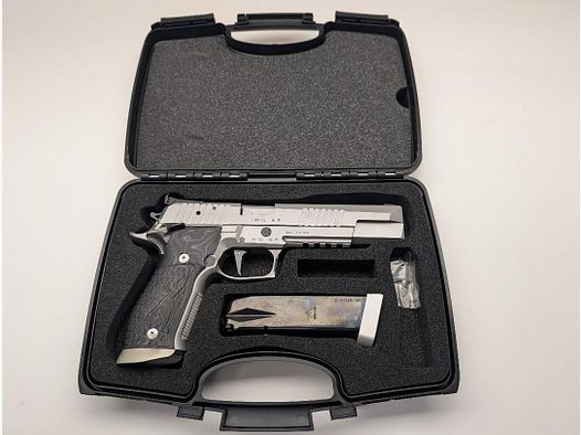 X6 Sig Sauer 