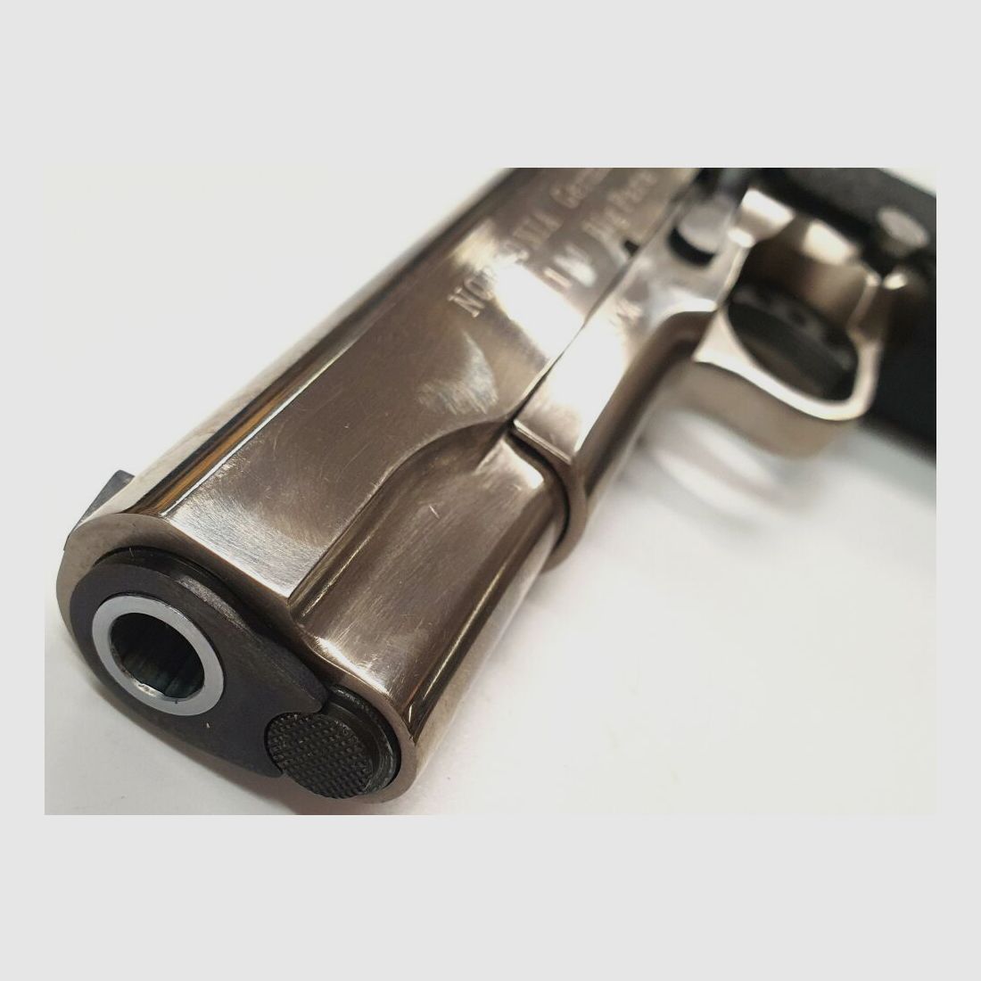 NORINCO Mod.1911 NP28 Inkl. Zubehör