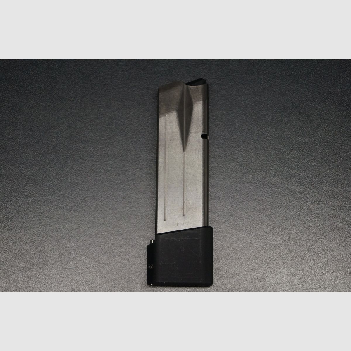 Chargeur Stoeger STR-9 9 mm, image 1 sur 3