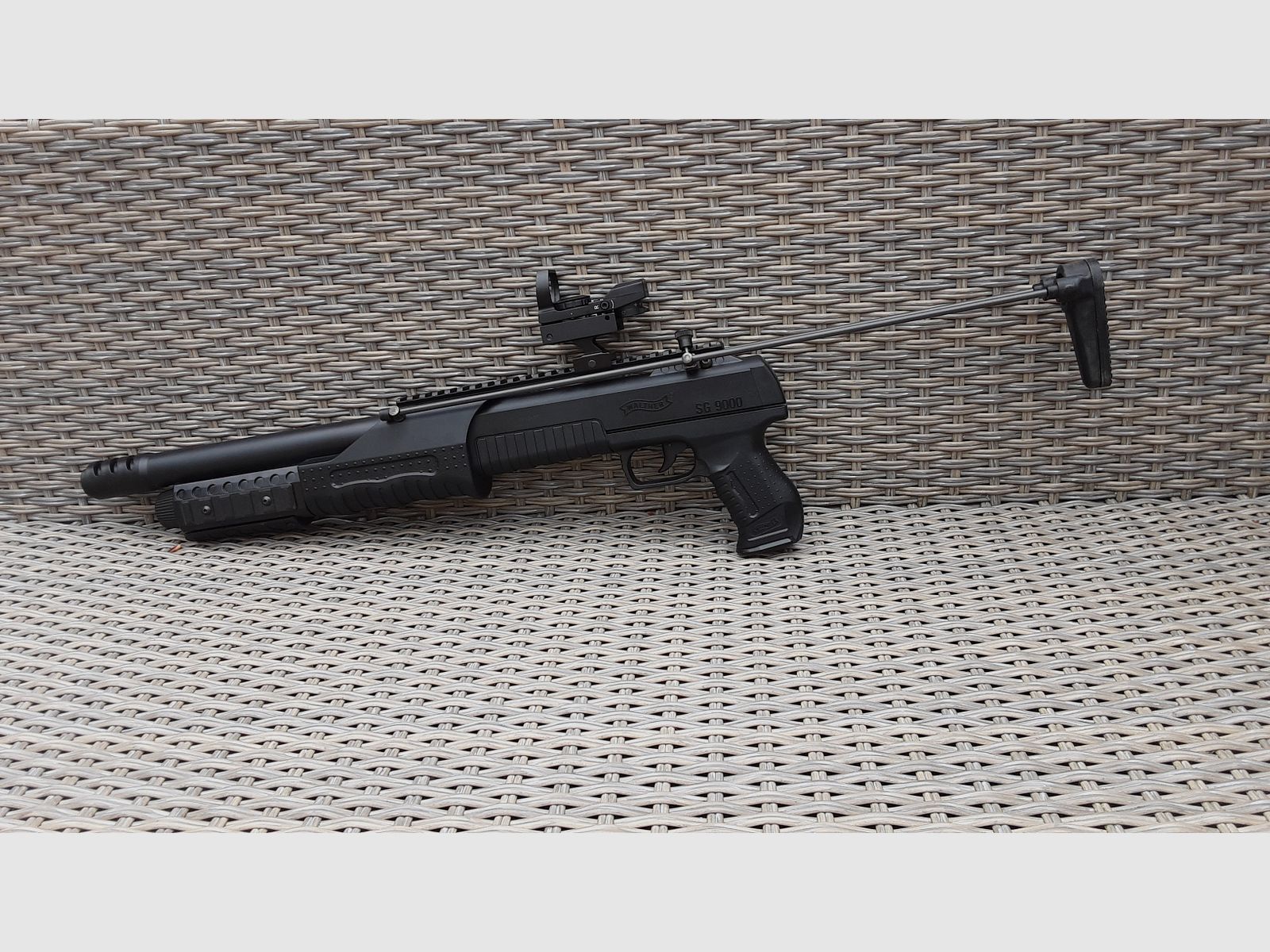 Pumpgun Walther SG 9000 - 4,5 mm Stahl BB Co2 