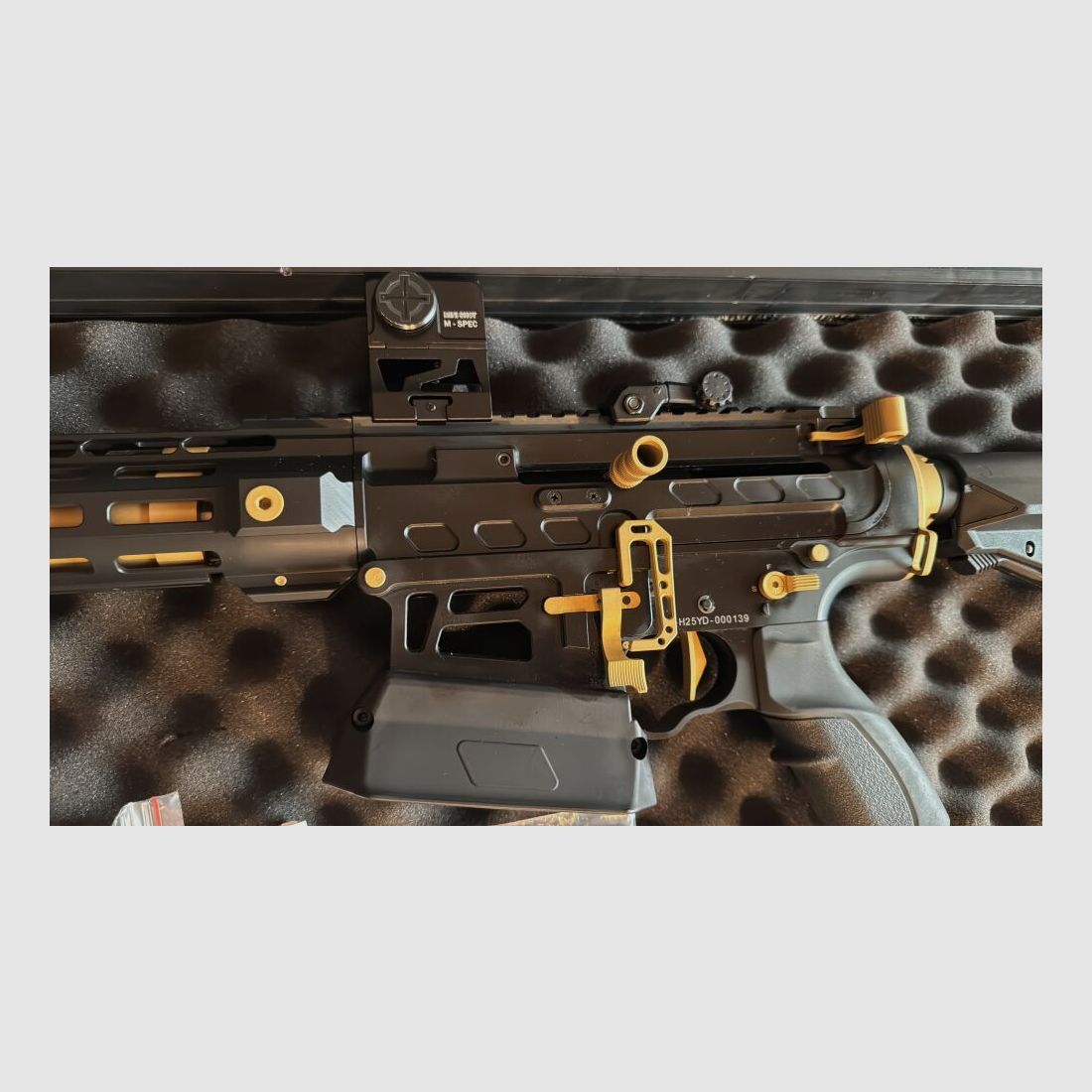 Huglu HUGLU SF GEWEER XR-8 PRO incl. Sight Mark Red Dot 12/76